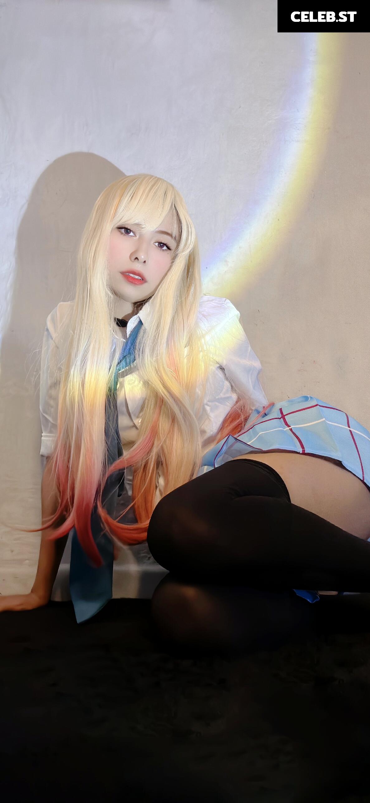 Lilywaifu | lily_waffle Image 22795099