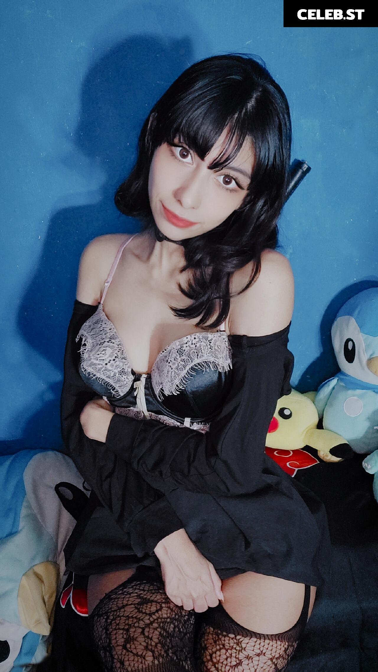 Lilywaifu | lily_waffle Image 22795041