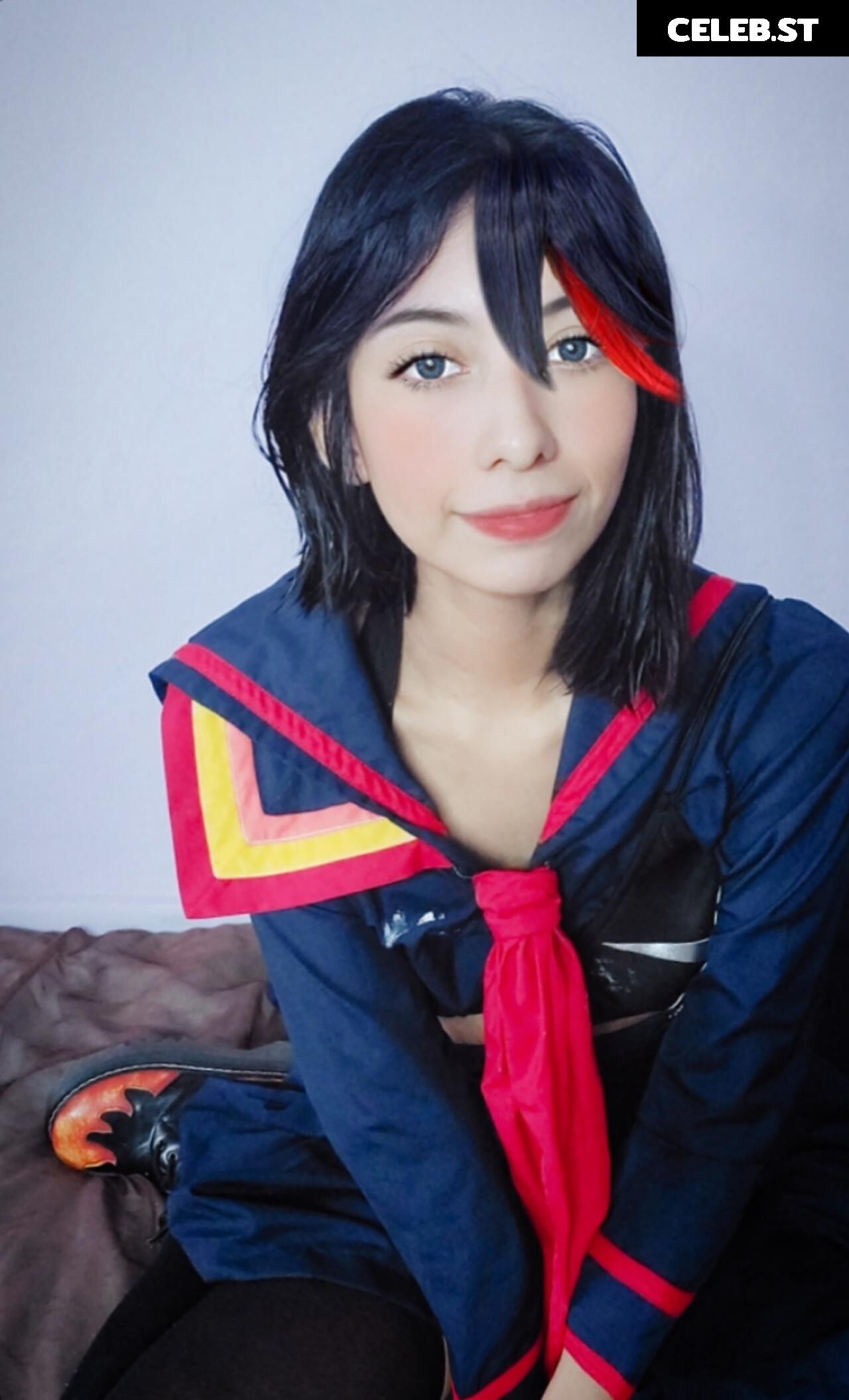 Lilywaifu | lily_waffle Image 22794984