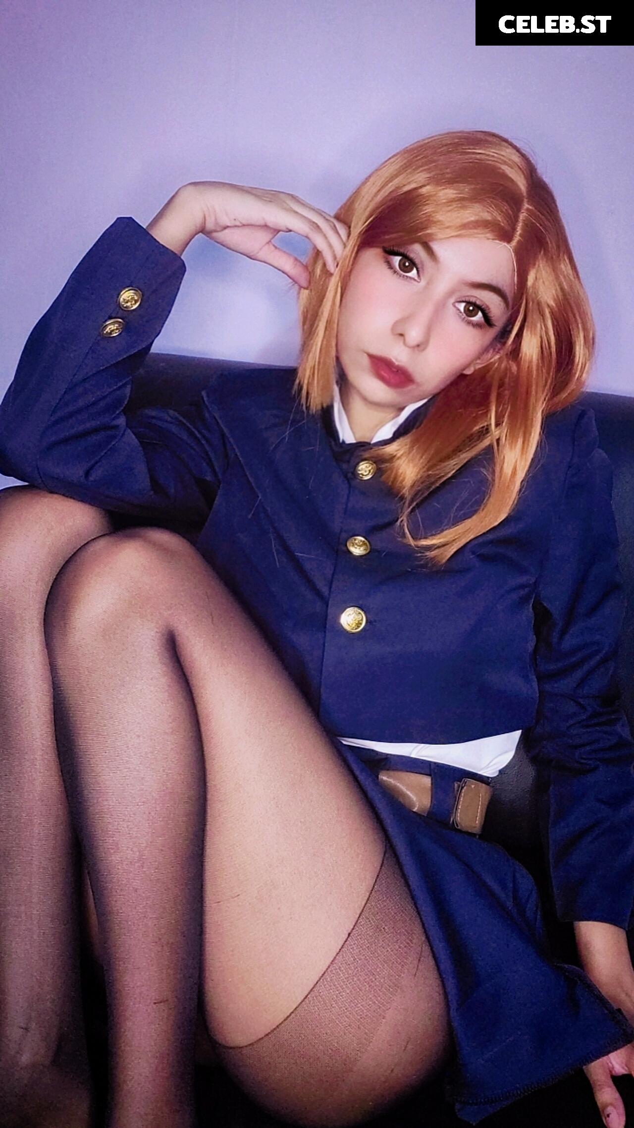 Lilywaifu | lily_waffle Image 22794958