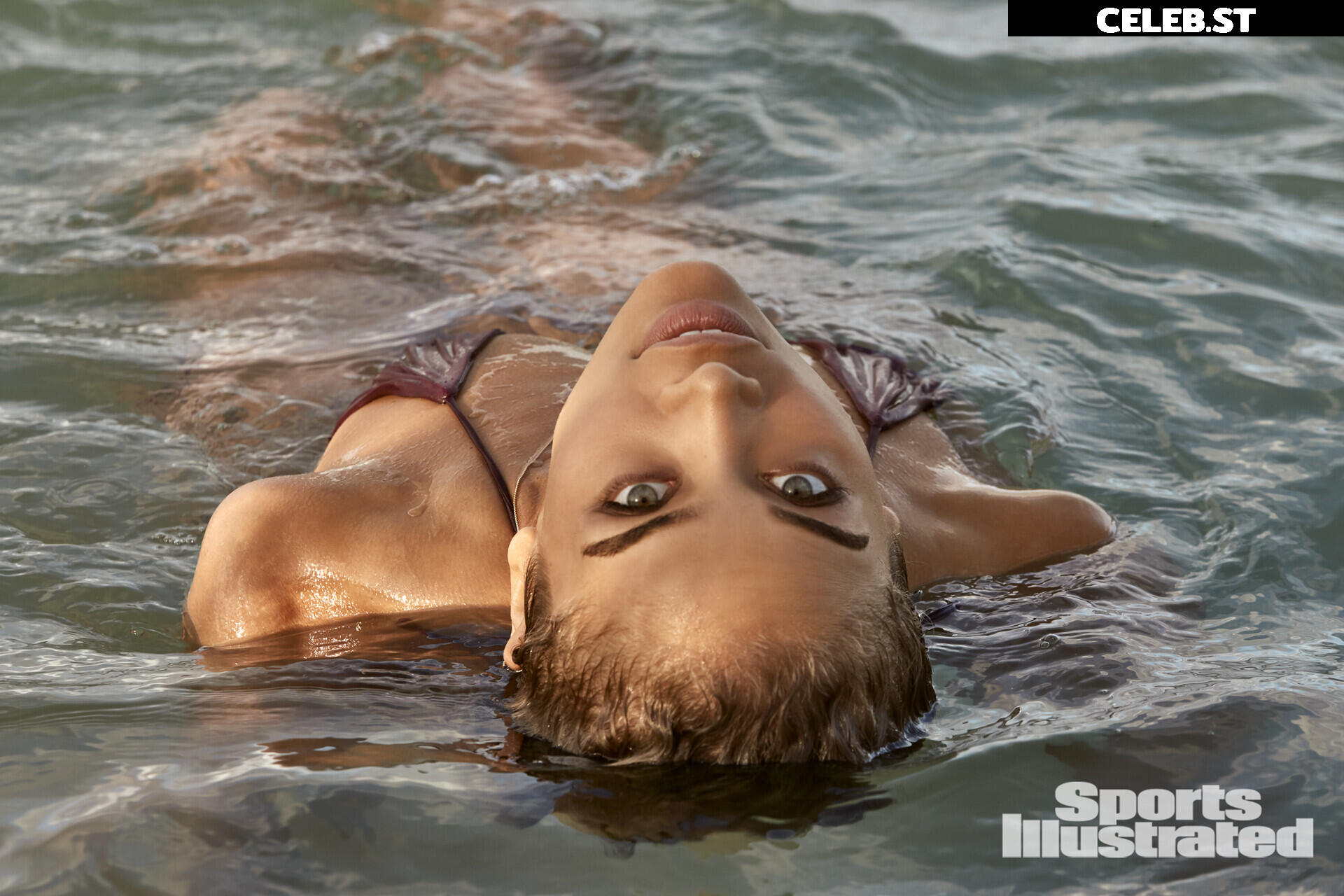Jasmine Sanders/Golden Barbie Image 22793733
