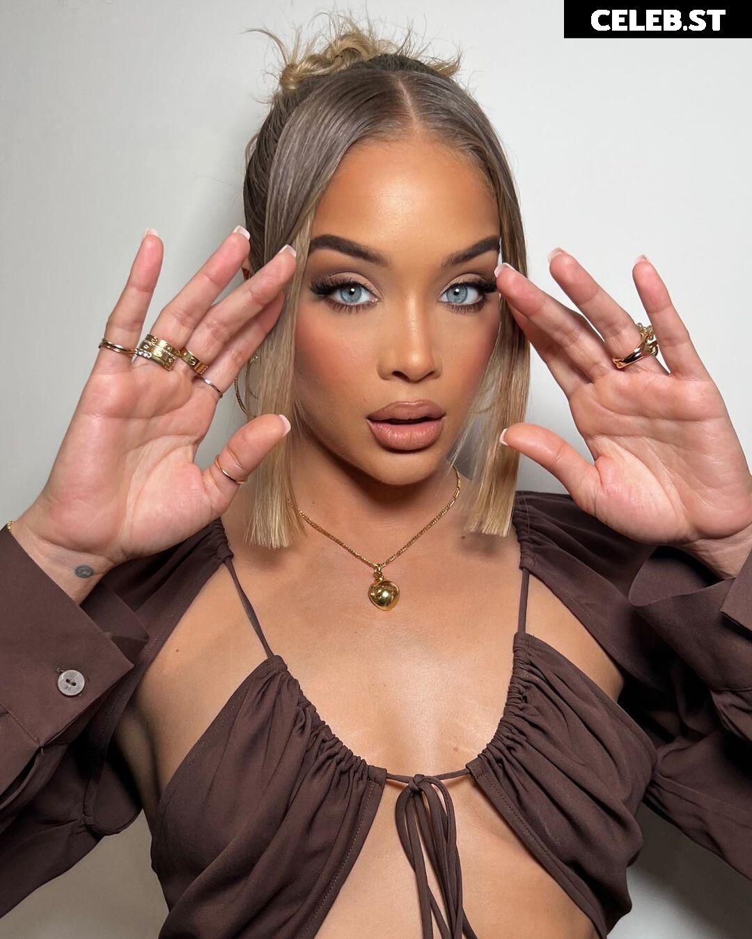 Jasmine Sanders/Golden Barbie Image 22793646
