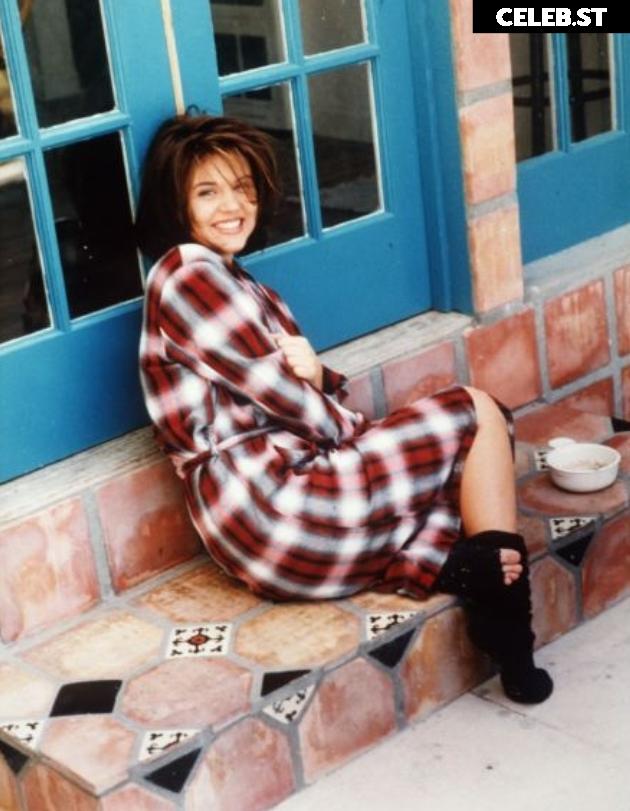 Tiffani Amber Thiessen Image 22792183