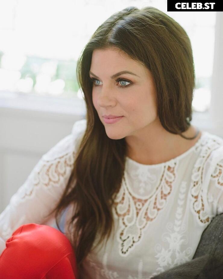Tiffani Amber Thiessen Image 22792247