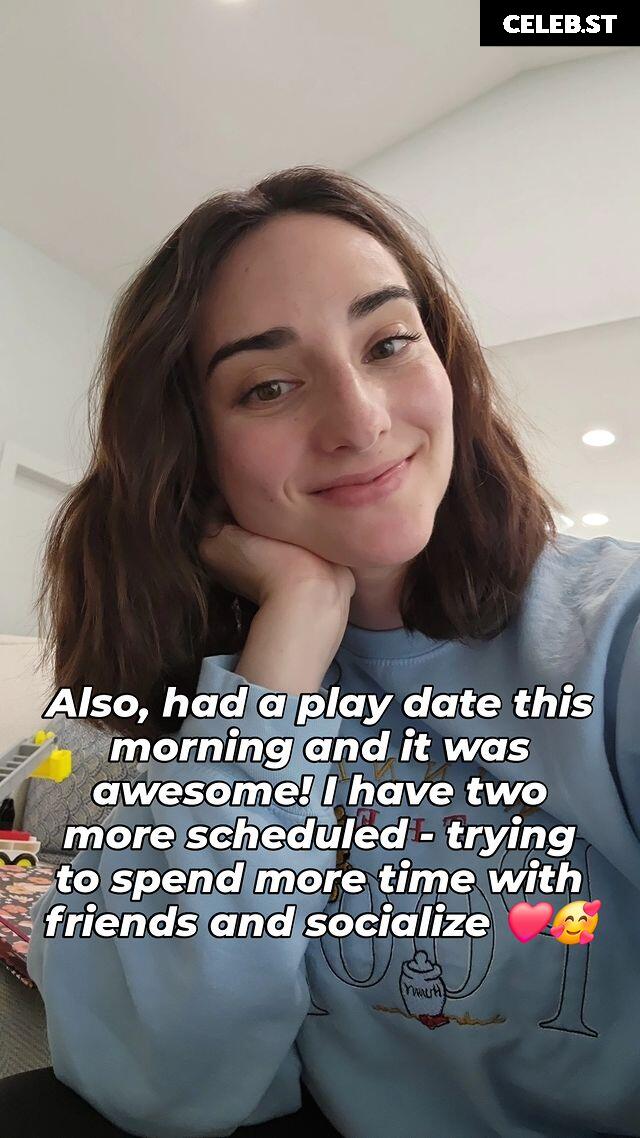 Abby Shapiro / classicallyabby Image 22784759