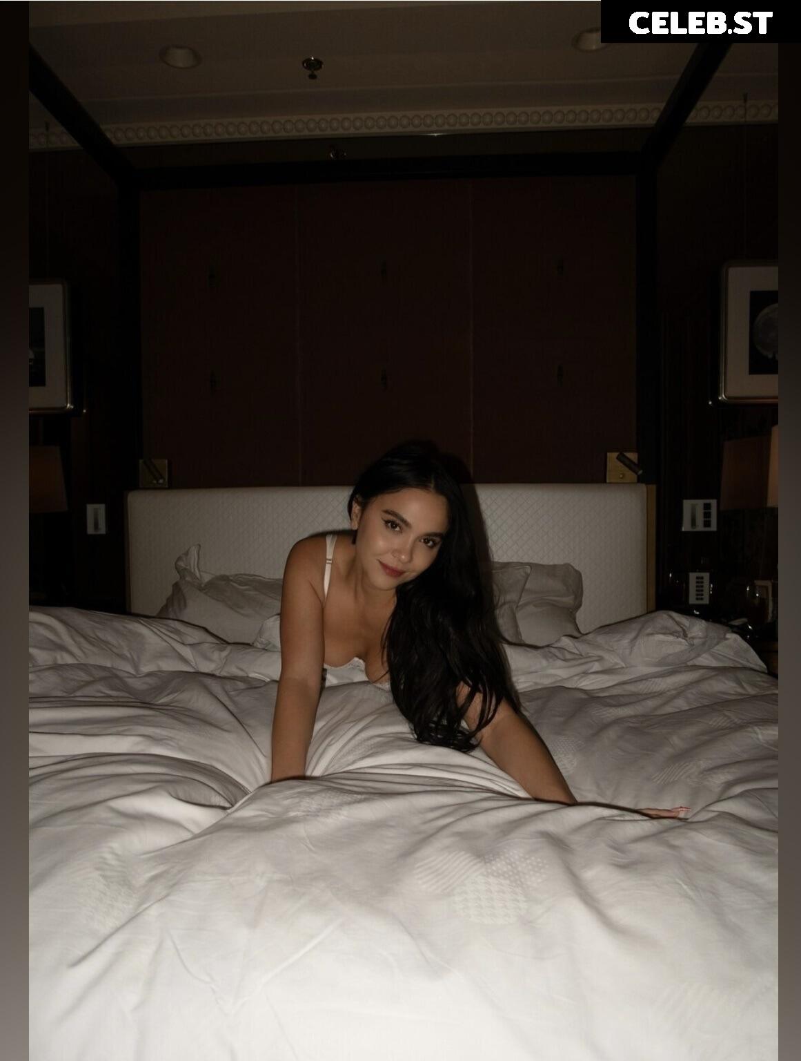 Stella Hudgens Image 2278176