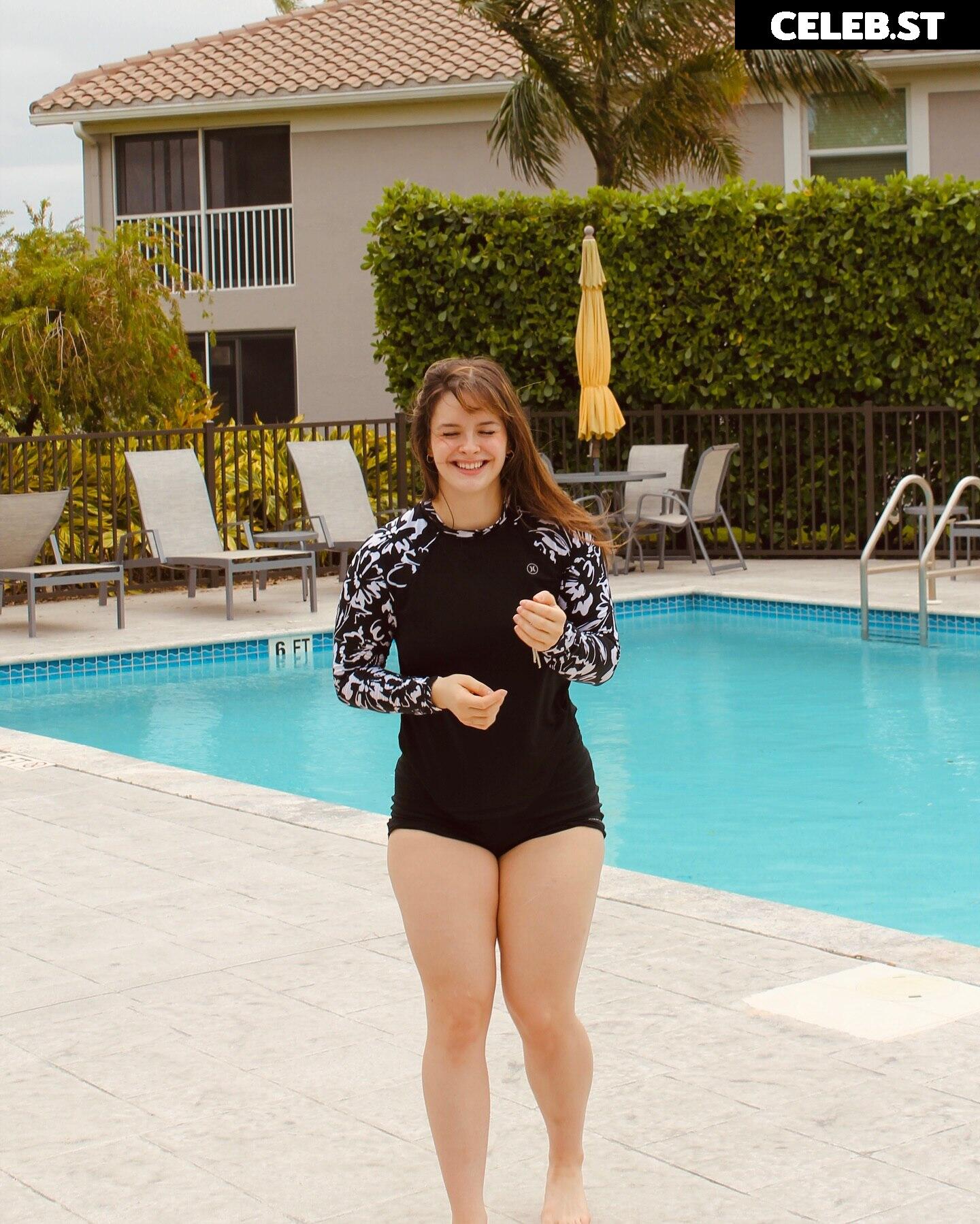 Maya (constant_growth_) Image 22782024