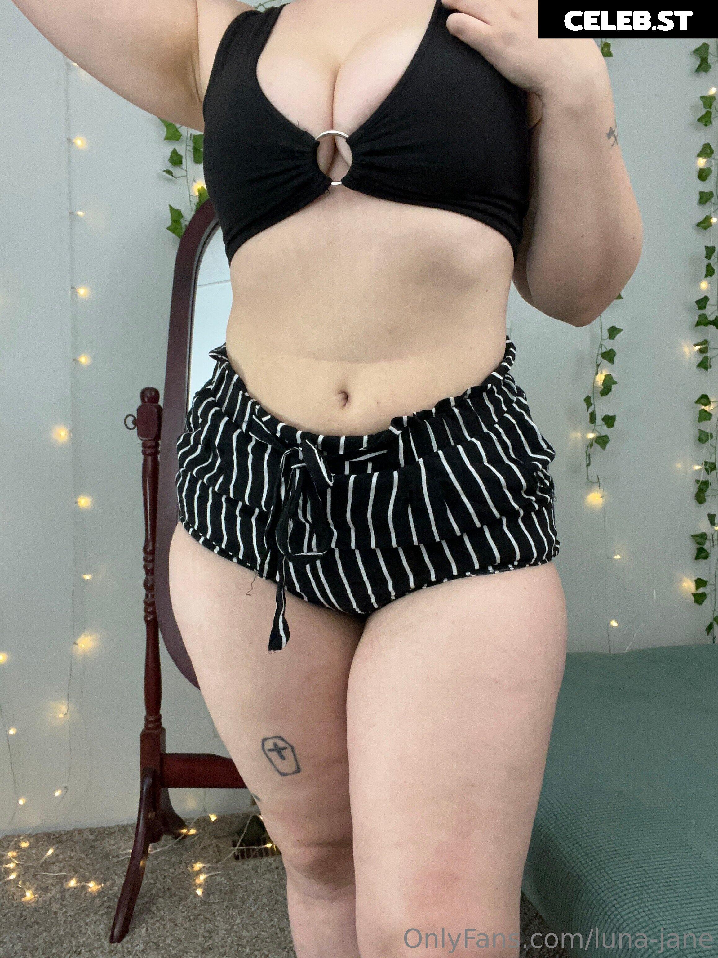 Paymepleaze | Luna Jane Image 22668185