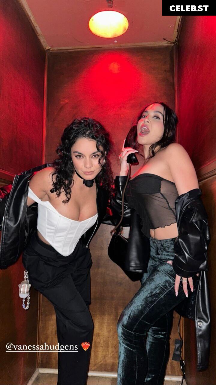 Stella Hudgens Image 2267485