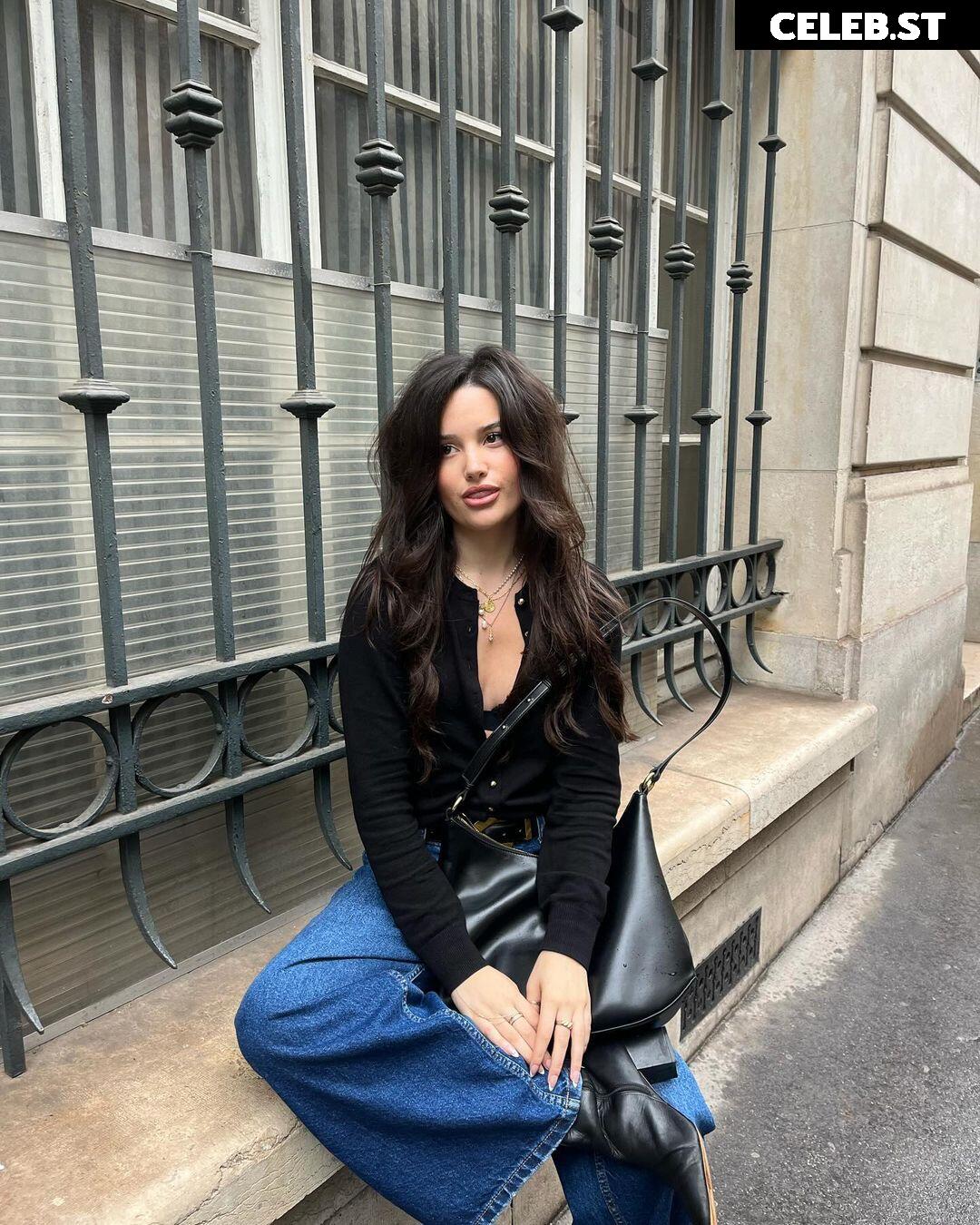 Jules LeBlanc/Annie LeBlanc Image 22670821