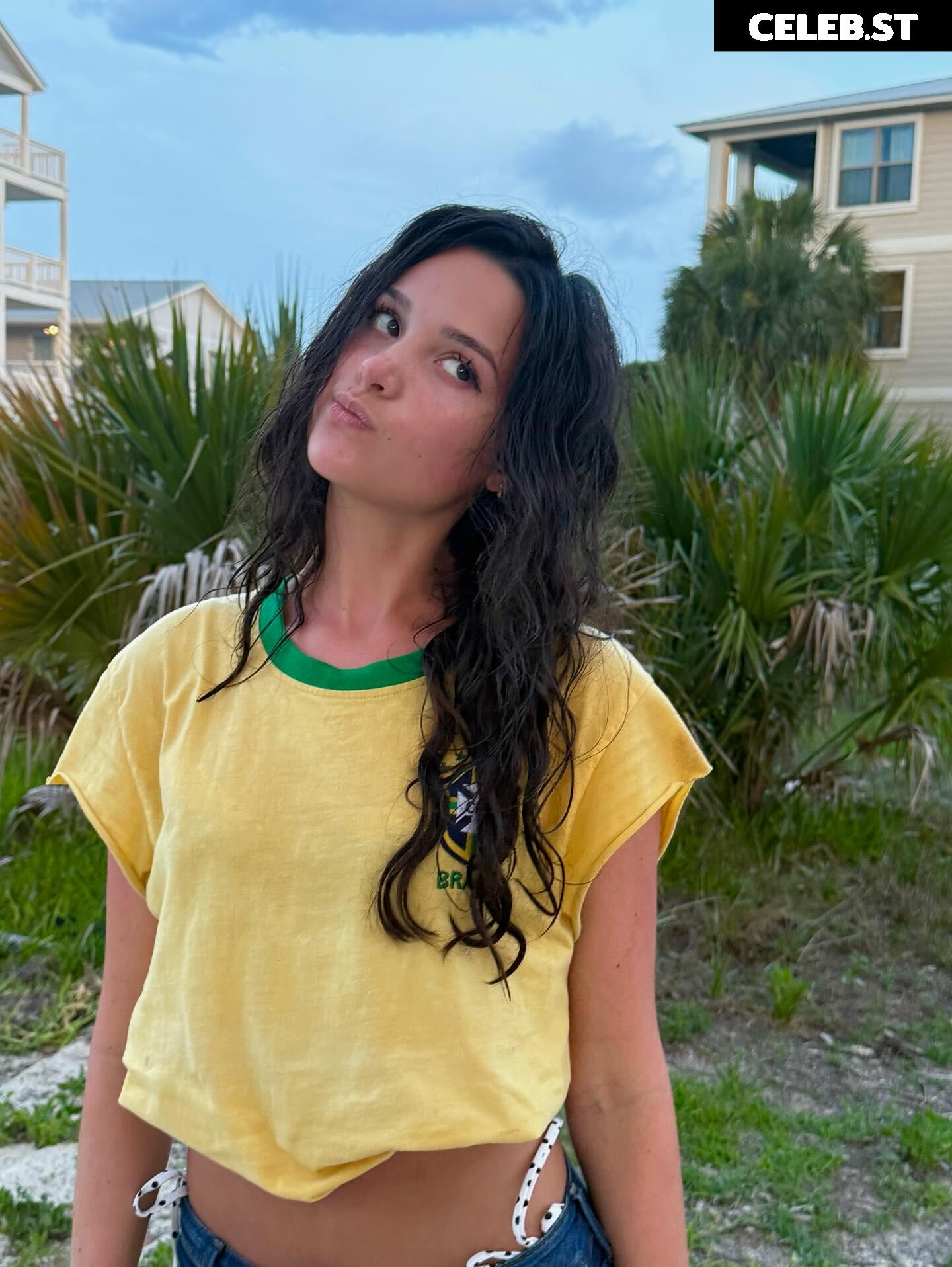 Jules LeBlanc/Annie LeBlanc Image 22670868
