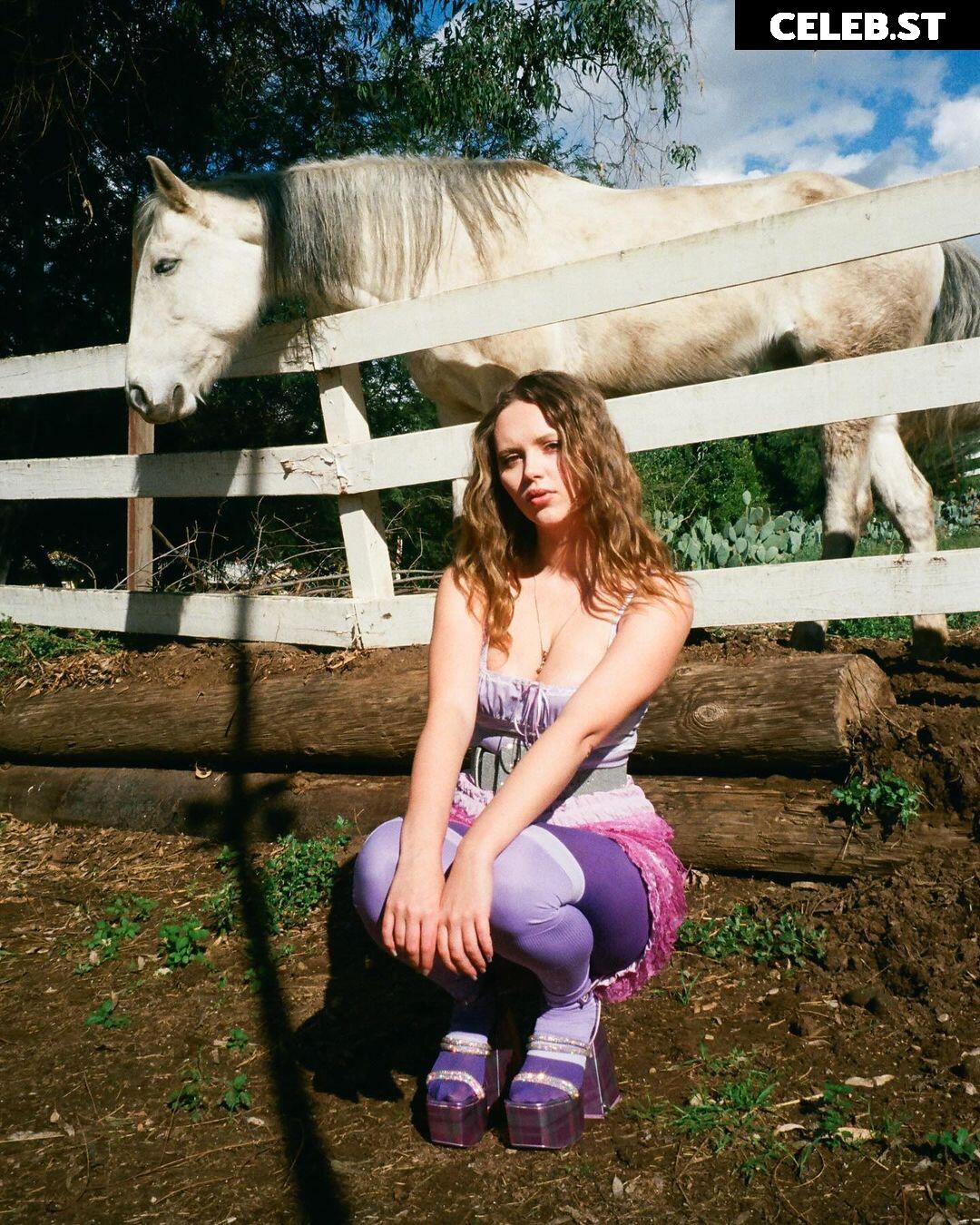 Payton Morse / faerybabyy Image 22670567