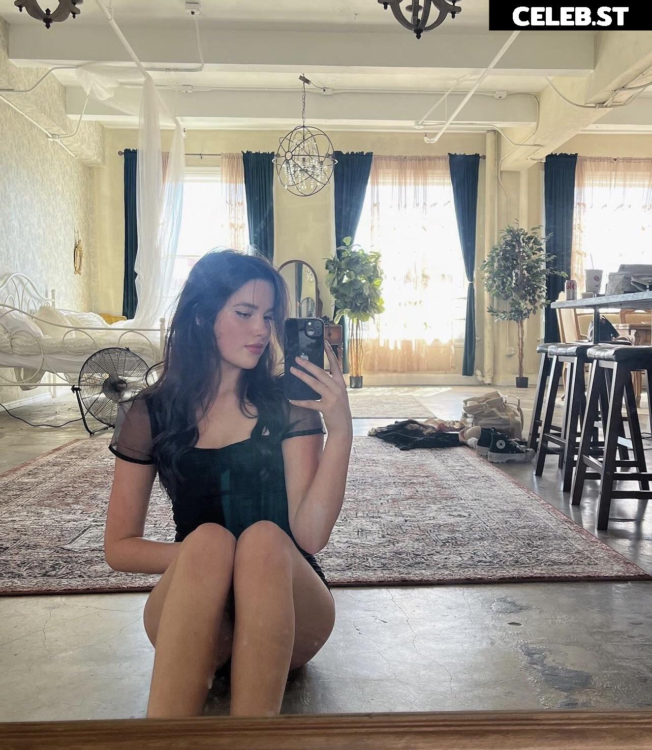 Jules LeBlanc/Annie LeBlanc Image 22670764