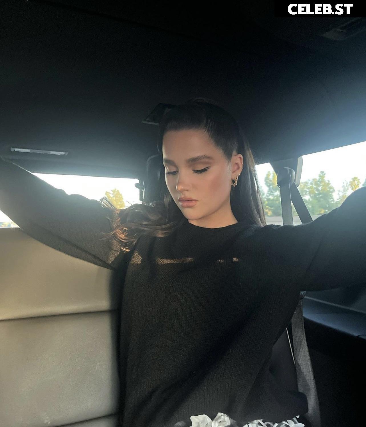 Jules LeBlanc/Annie LeBlanc Image 22670770