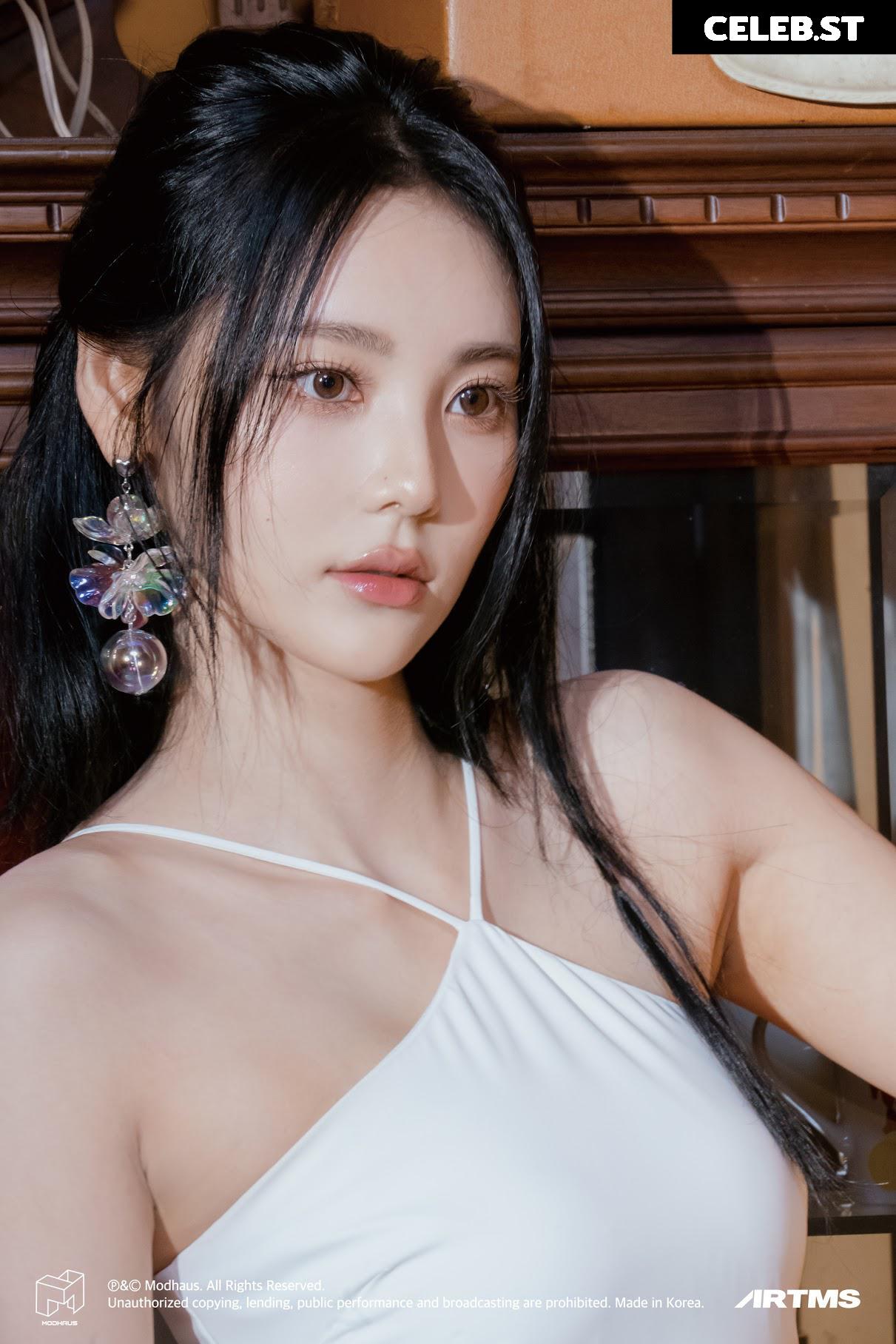 Odd Eye Circle (ARTMS / LOONA) Image 22673559