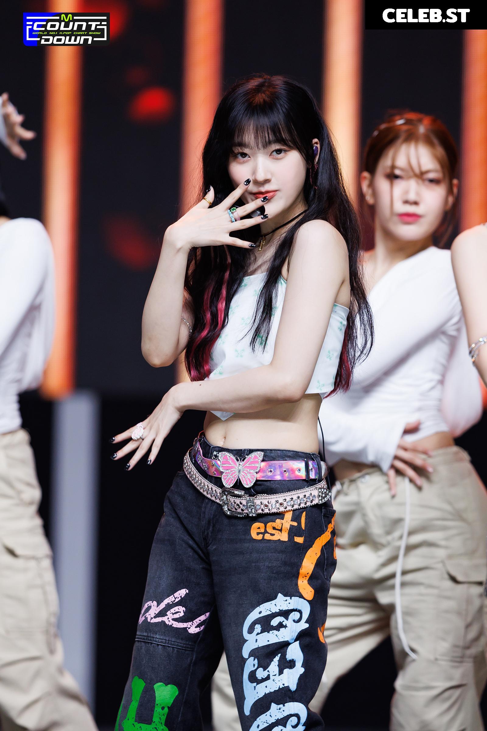 Odd Eye Circle (ARTMS / LOONA) Image 22673542