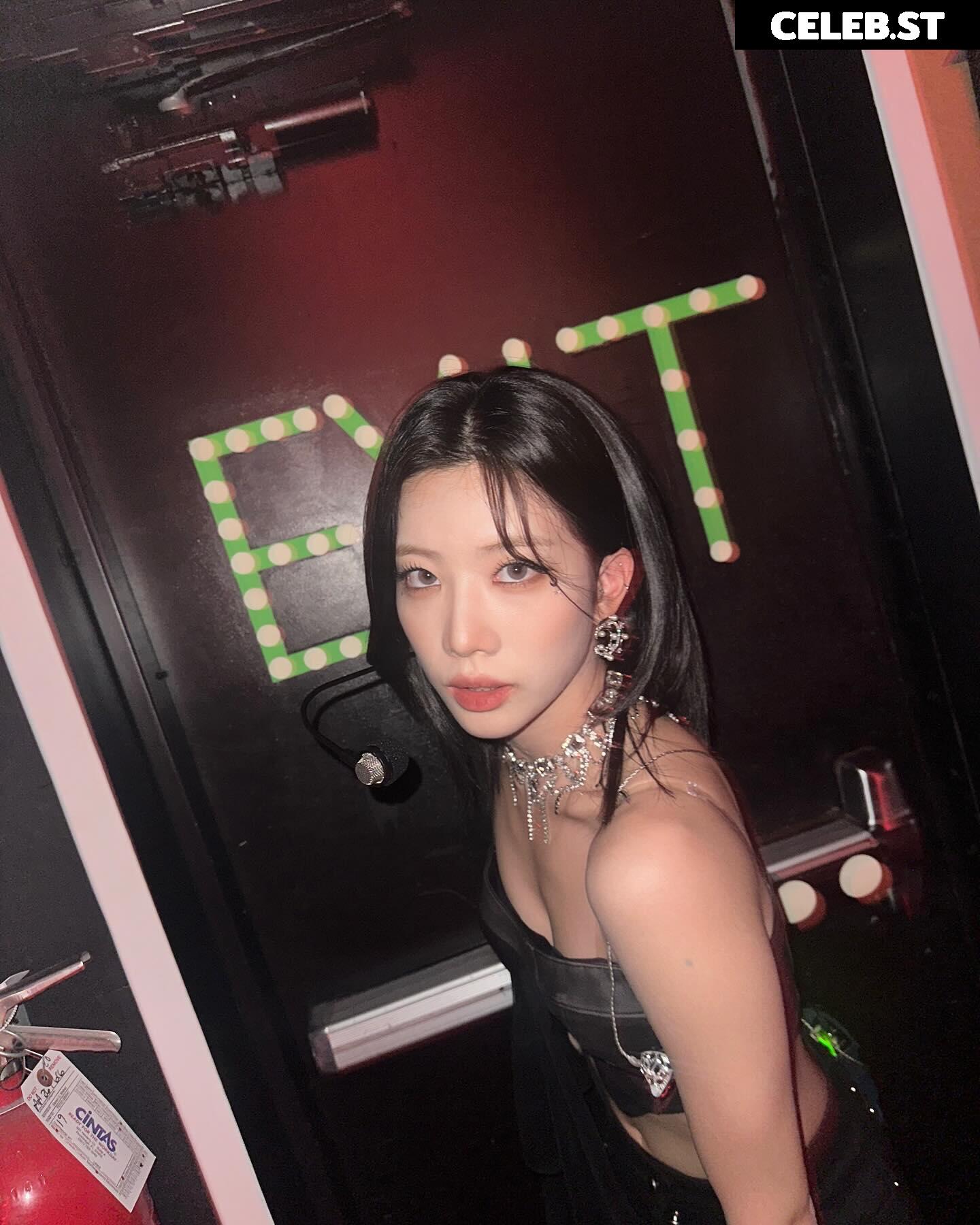 Odd Eye Circle (ARTMS / LOONA) Image 22673654