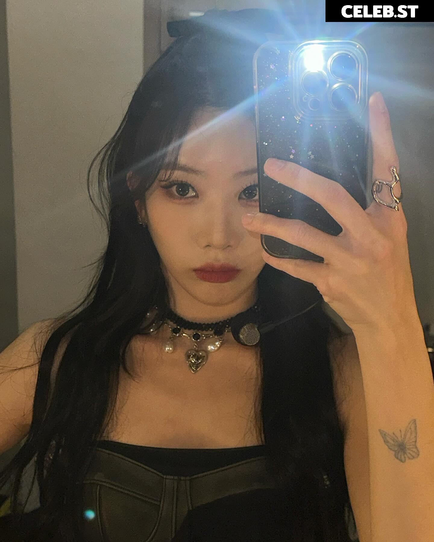 Odd Eye Circle (ARTMS / LOONA) Image 22673640
