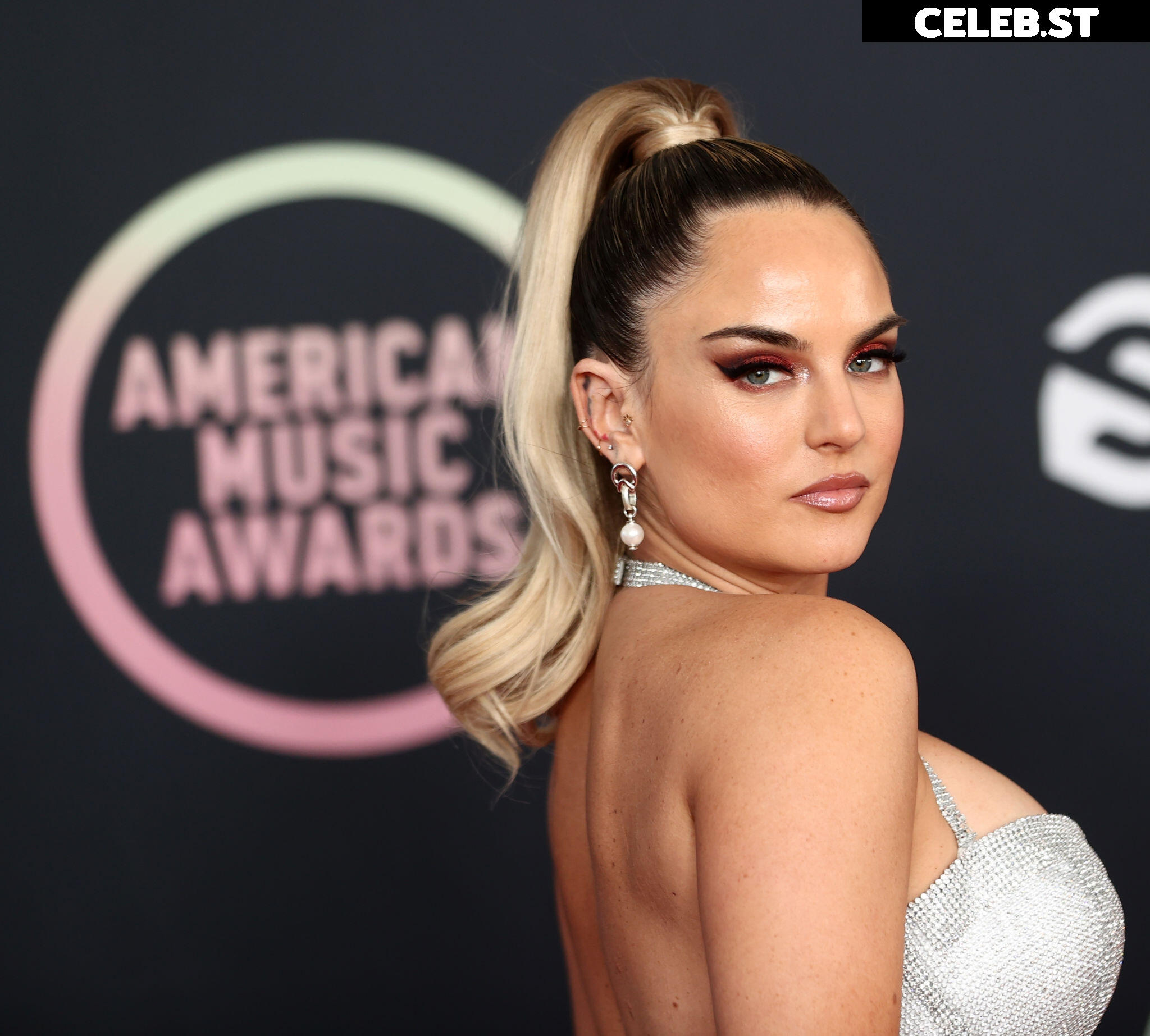 Jojo Levesque Image 22698887