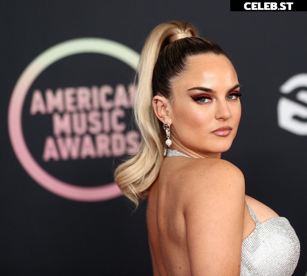 Jojo Levesque Image 22698888