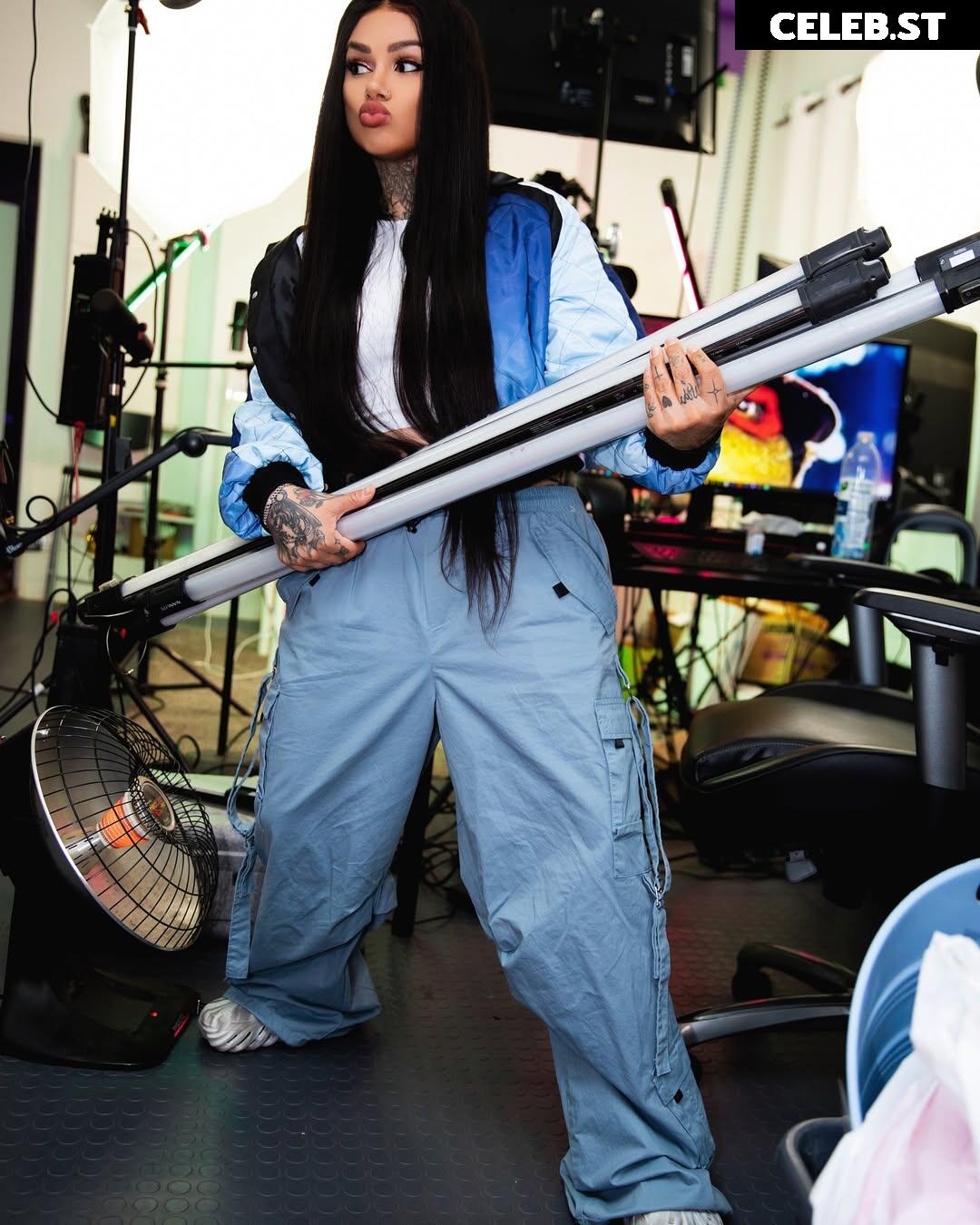 Snow Tha Product Image 22698047