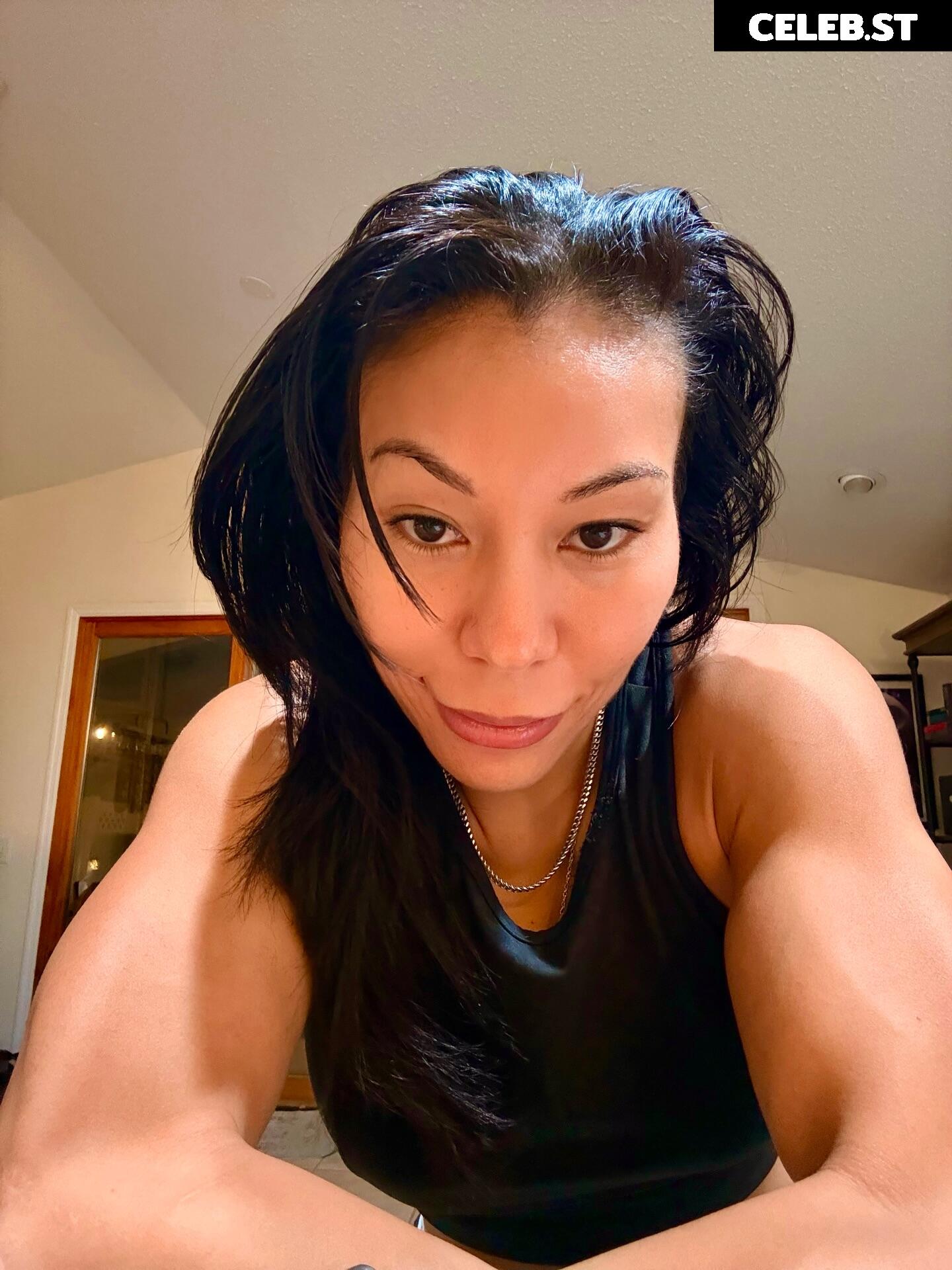 Mia Yim Image 22698311
