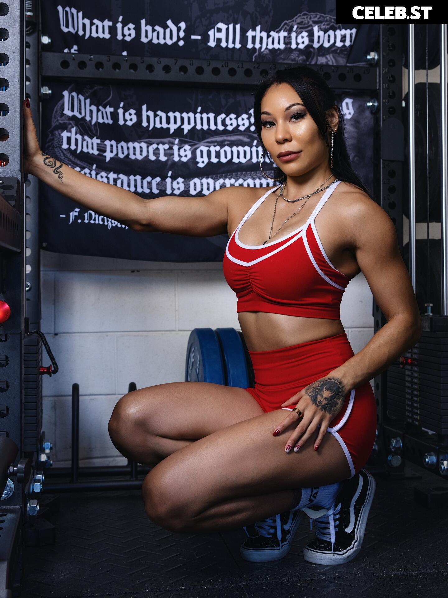 Mia Yim Image 22698295