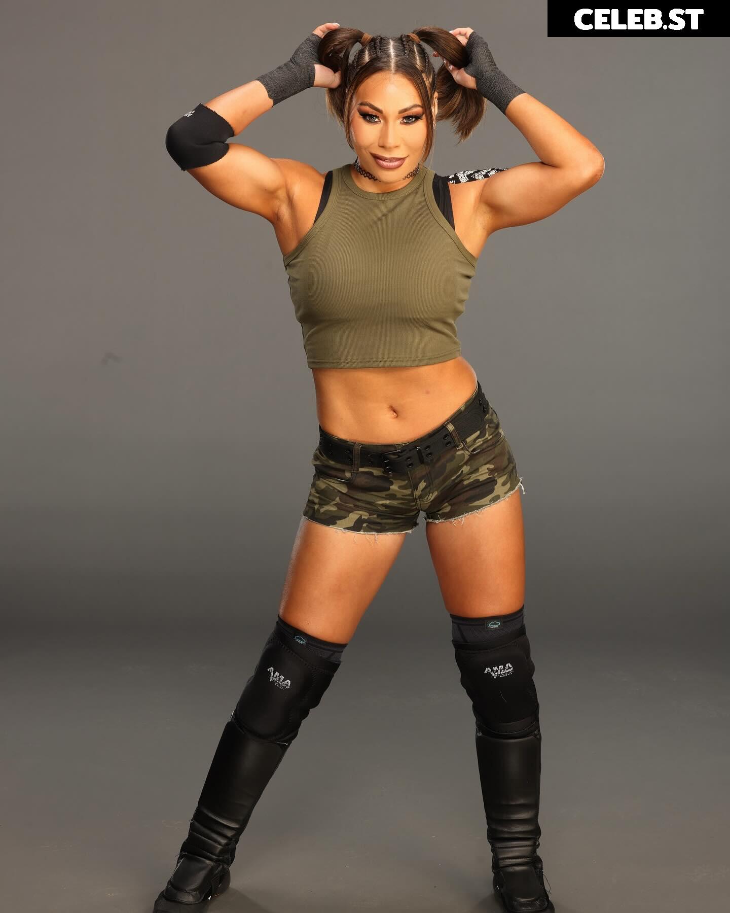 Mia Yim Image 22698212