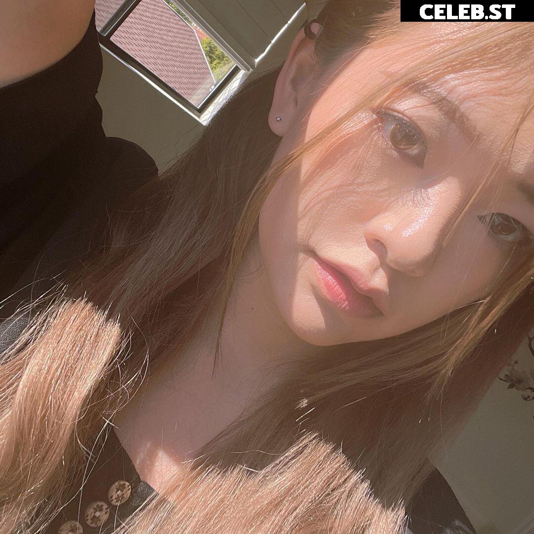 Kkatamina/Miyoung Image 22694933