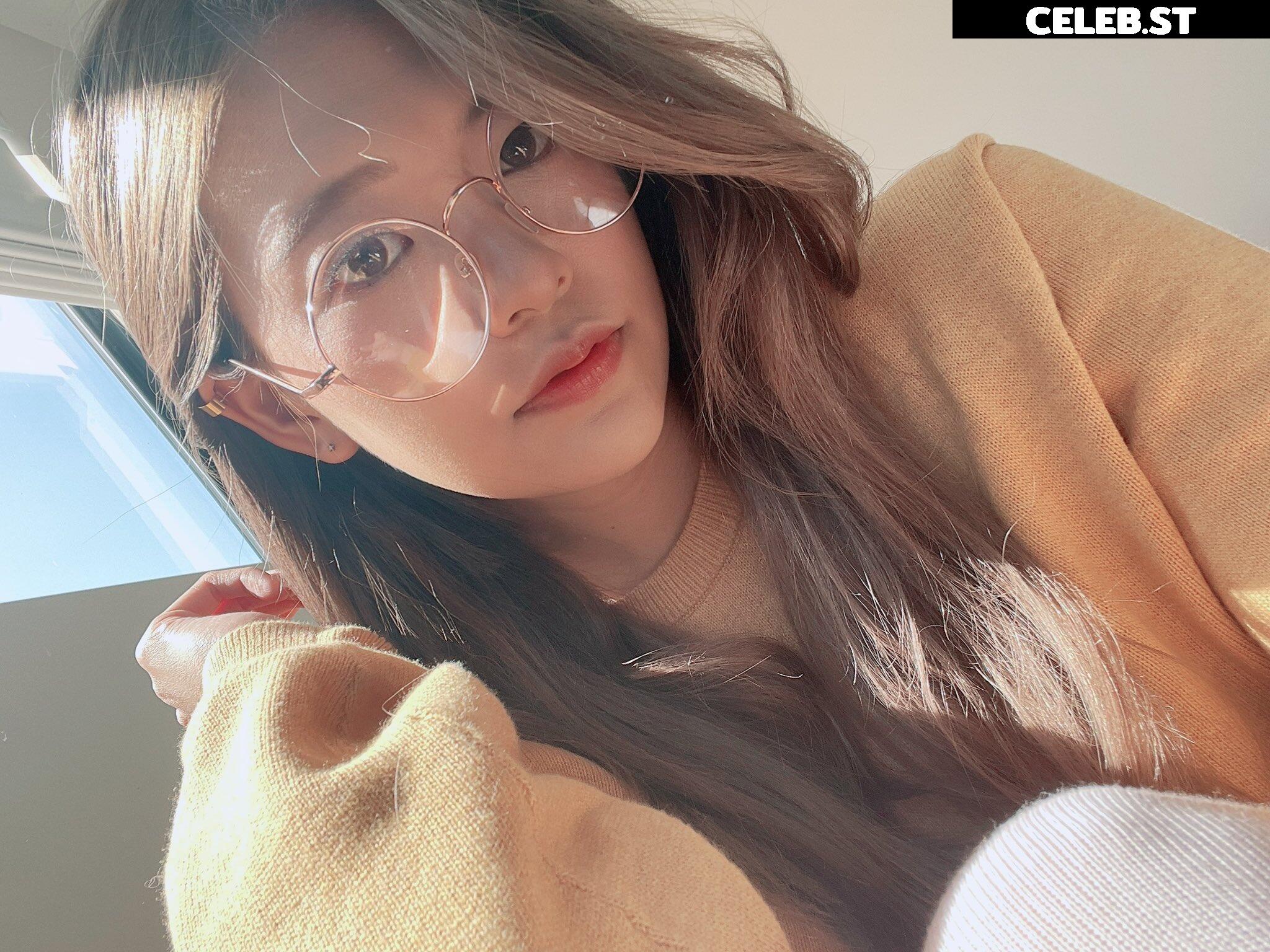 Kkatamina/Miyoung Image 22694947