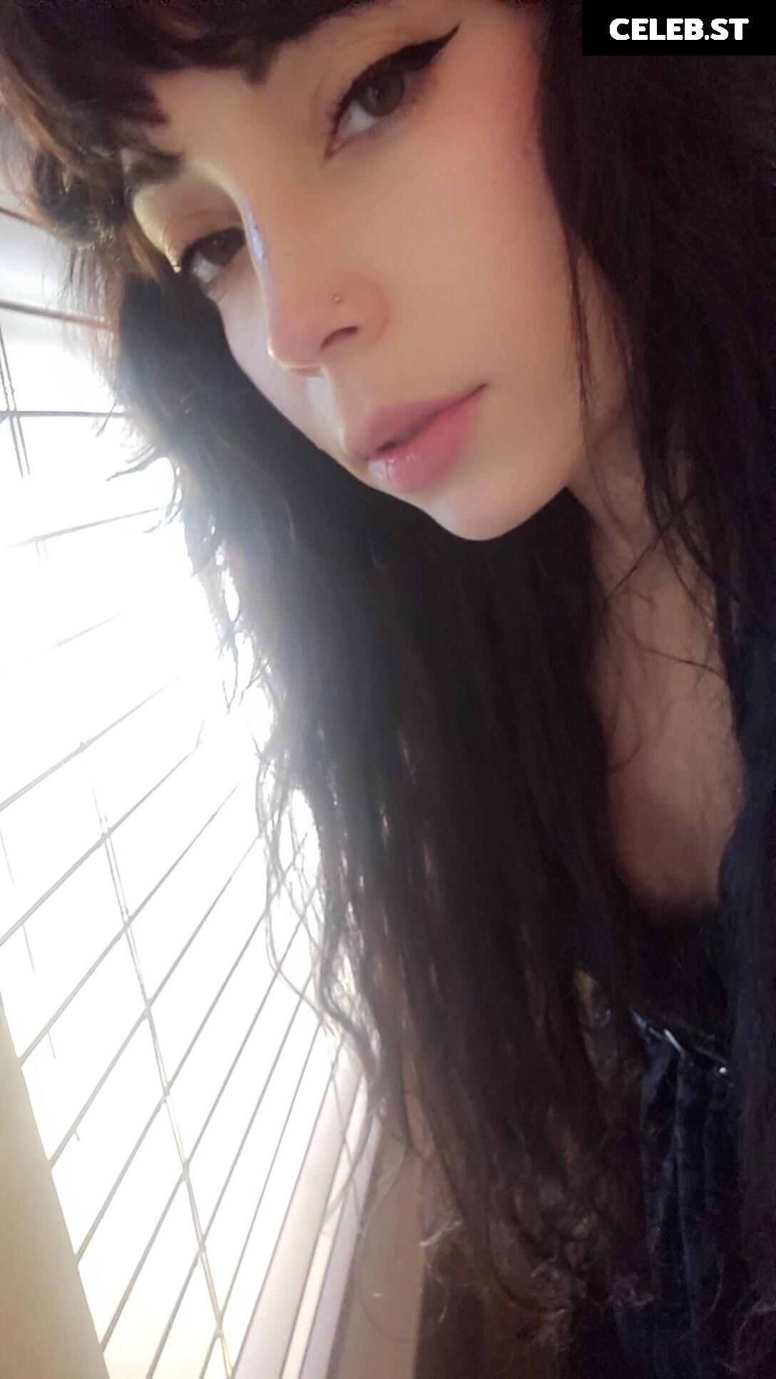 Layna lazar Image 22694141
