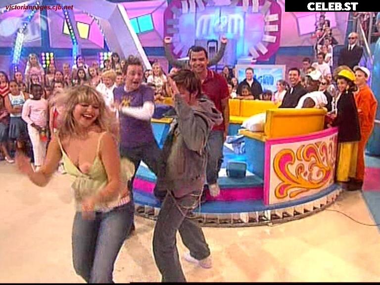 Holly Willoughby Image 22697558