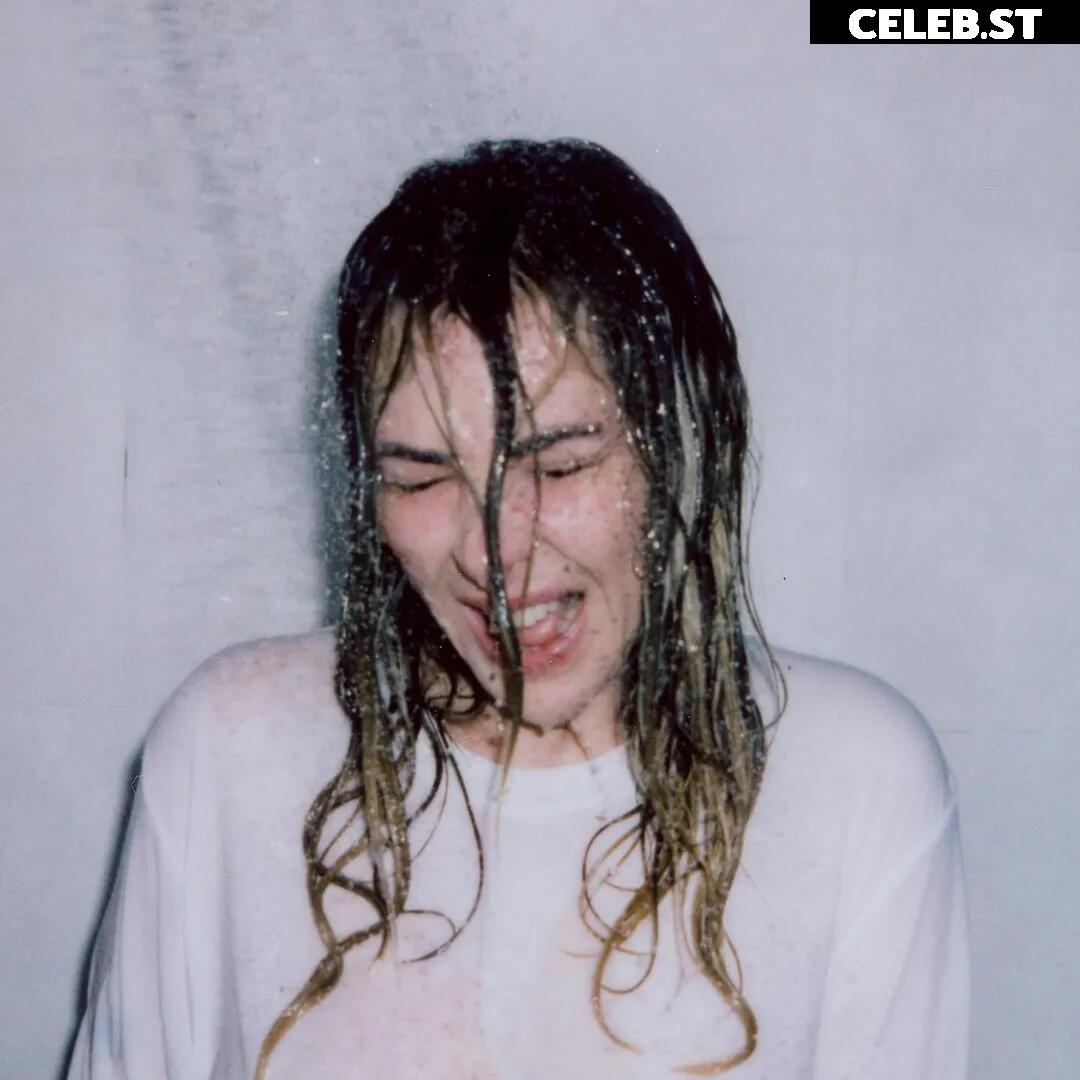 Alison Wonderland Image 22697315