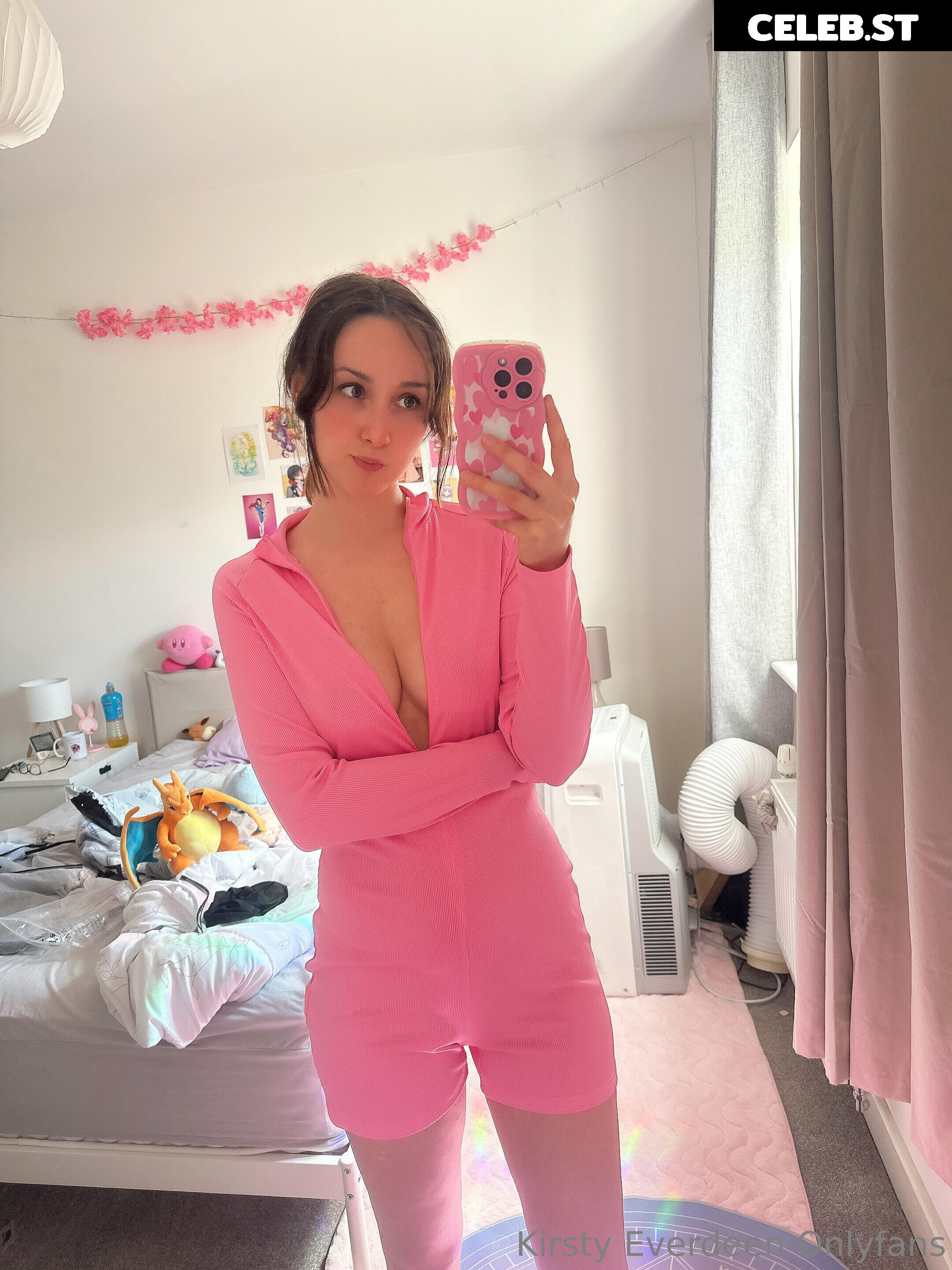 Kirsty Everdeen / kirstyeverdeen Image 22691795