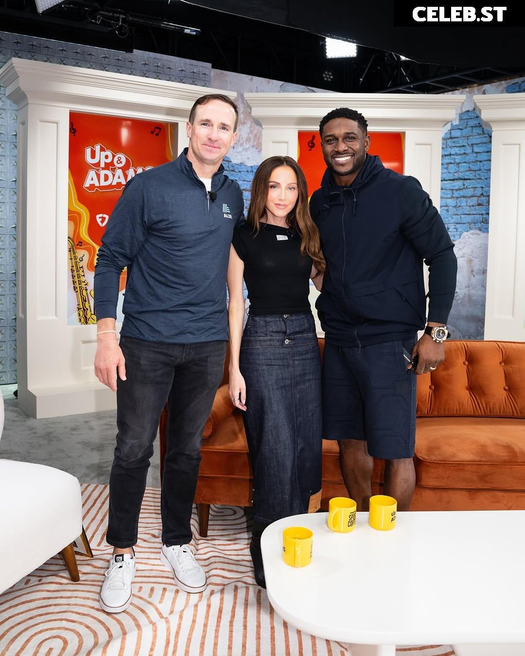 Kay Adams Image 22699810