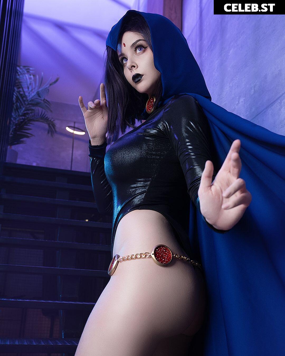 Helly Von Valentine / Disharmonica (Social media content thread) Image 22687007