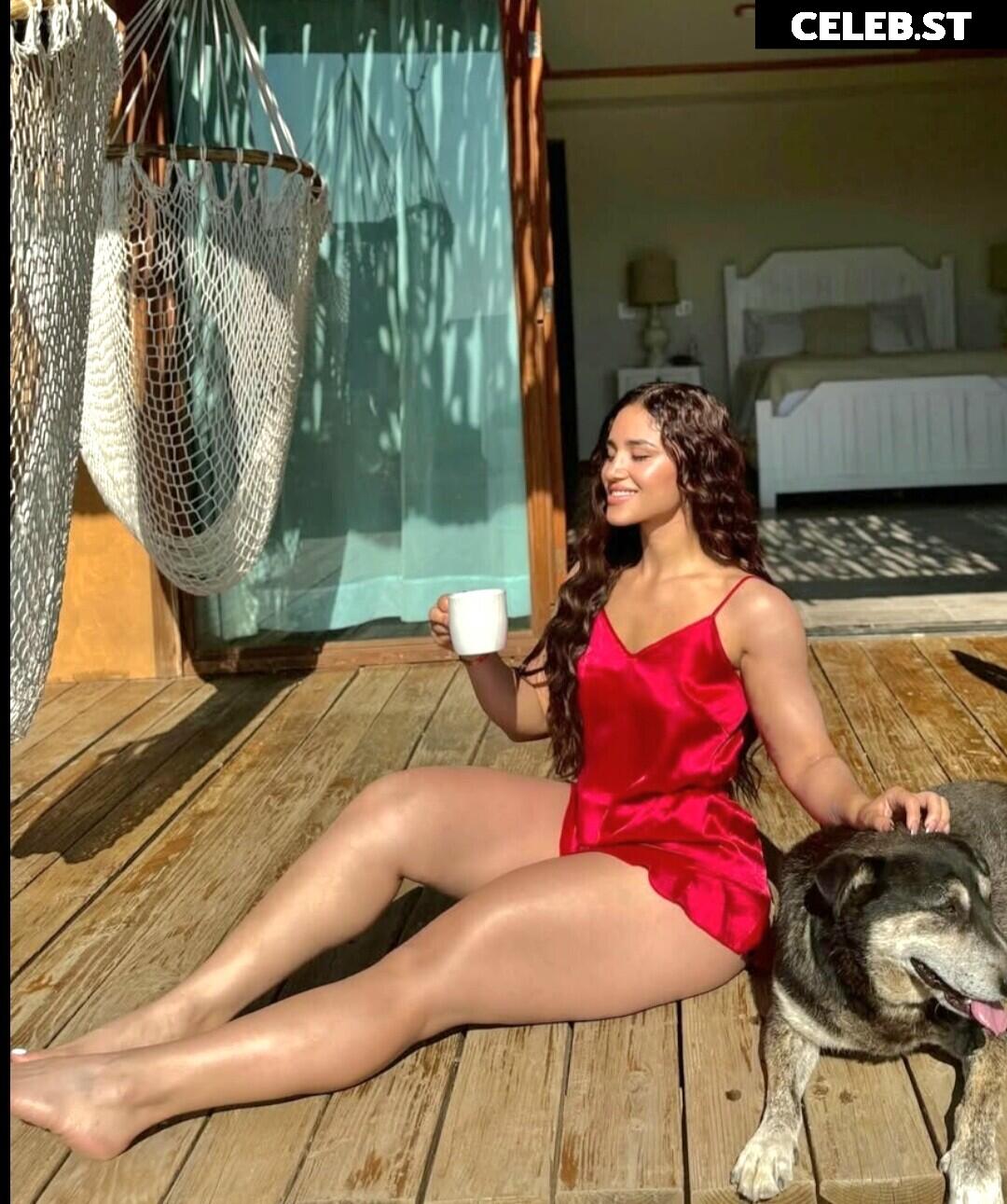 jasmine.rguez / jasmine rodriguez Image 22682400