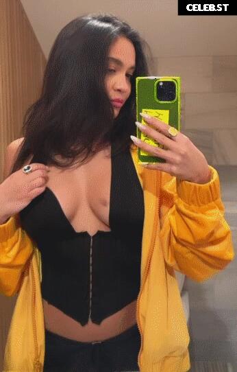 Stella Hudgens Image 2257362