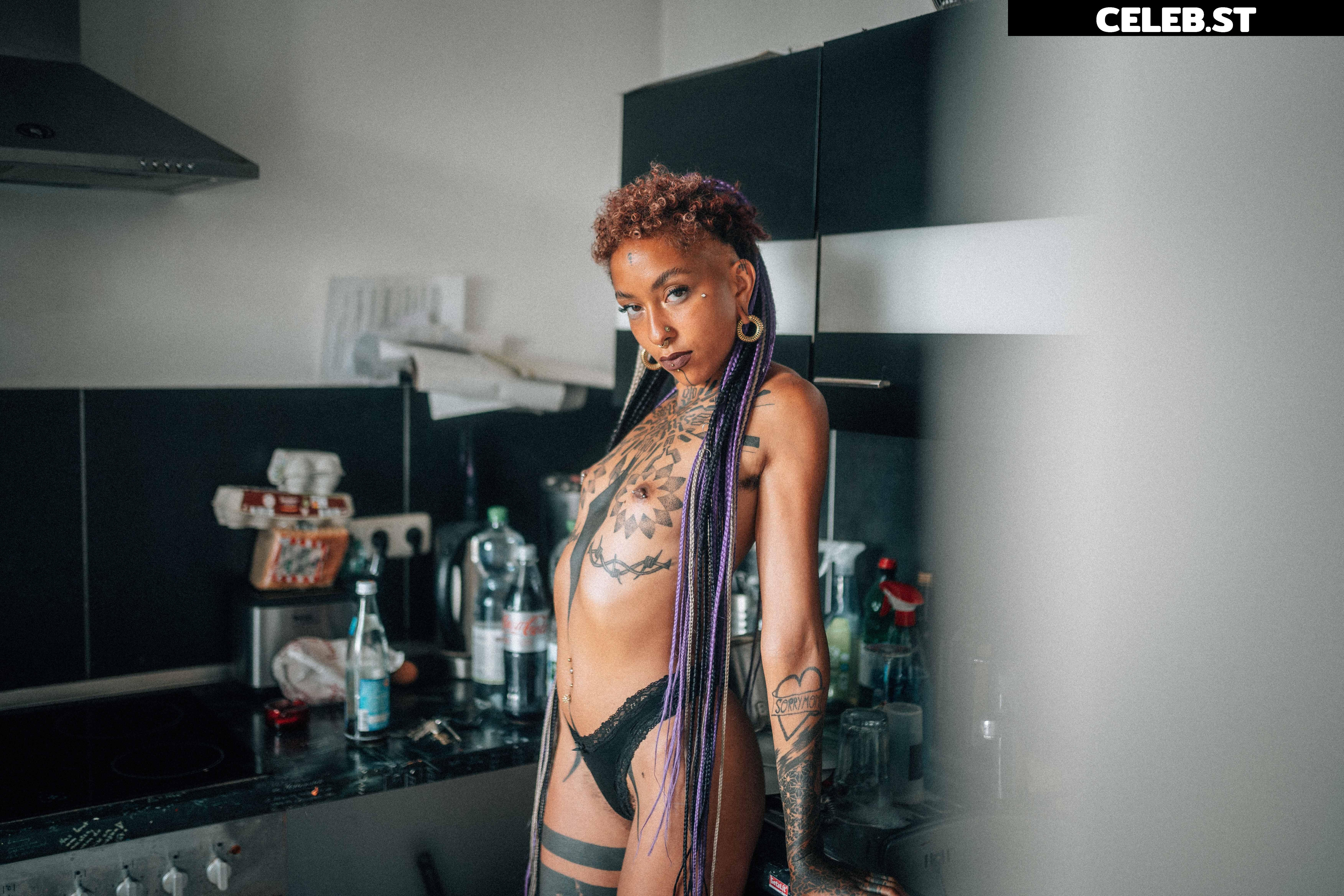 Tapsimodel01 Image 224452