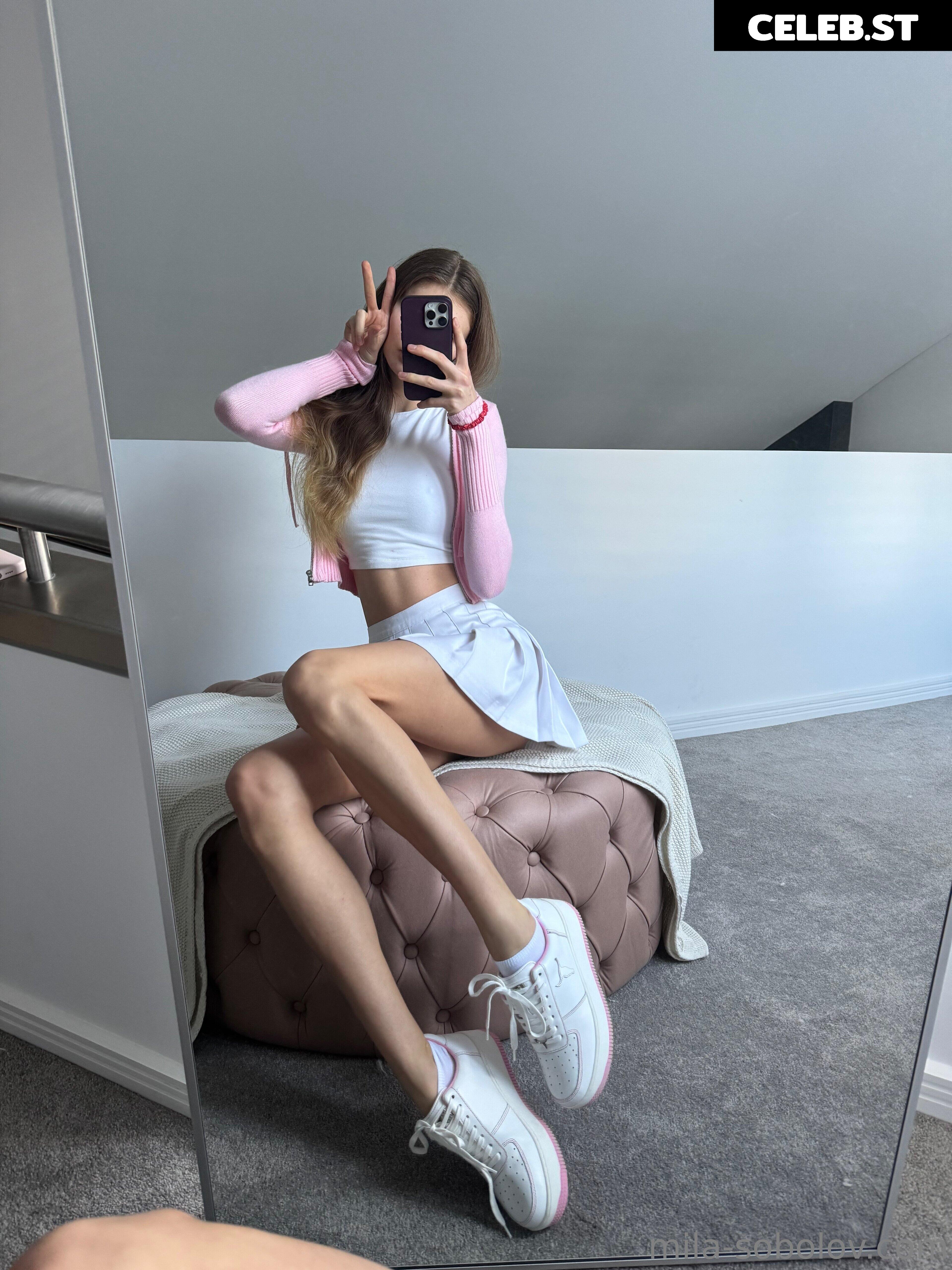 Mila Sobolov Image 2244345