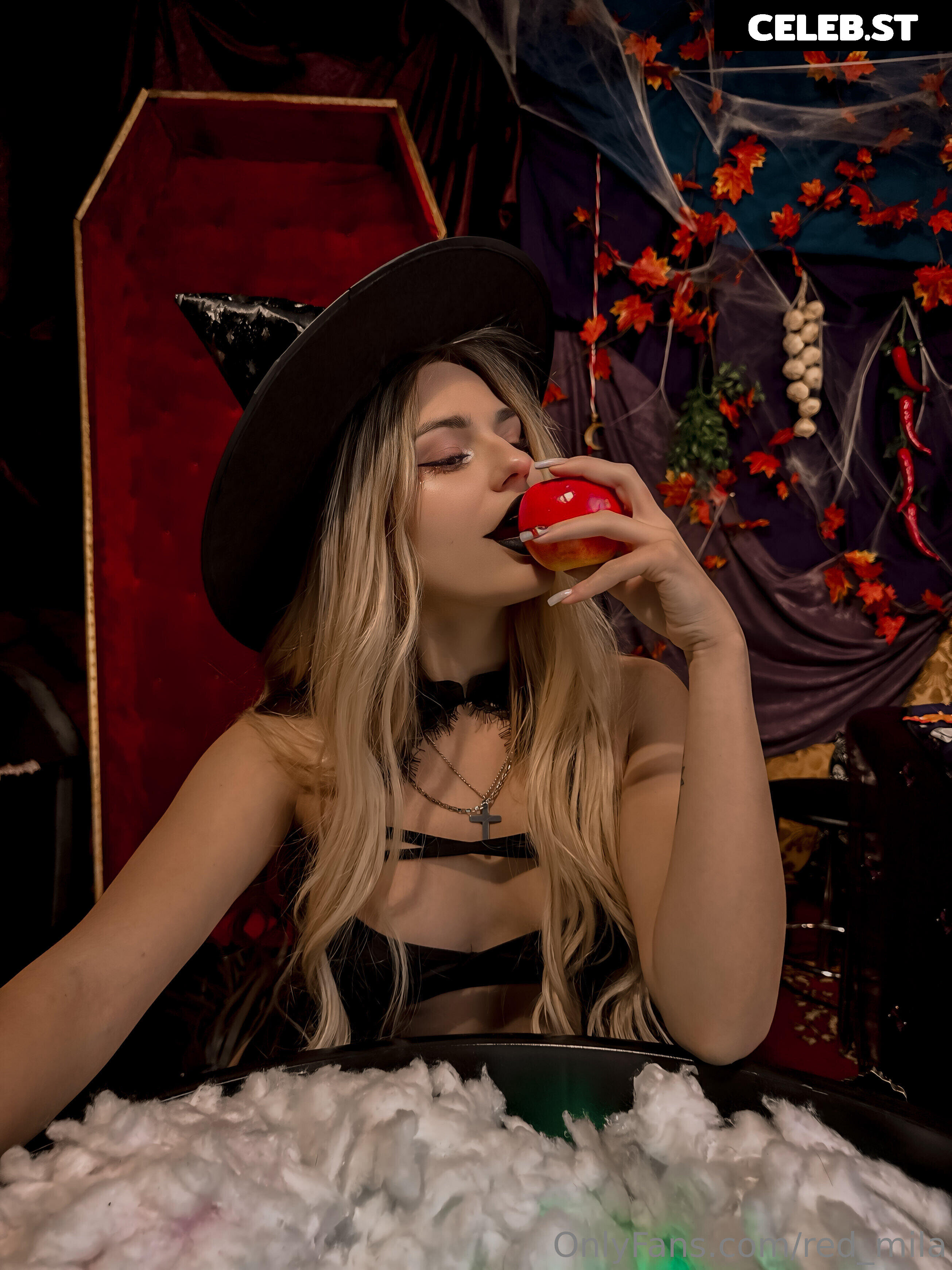 red_mila Image 22349314