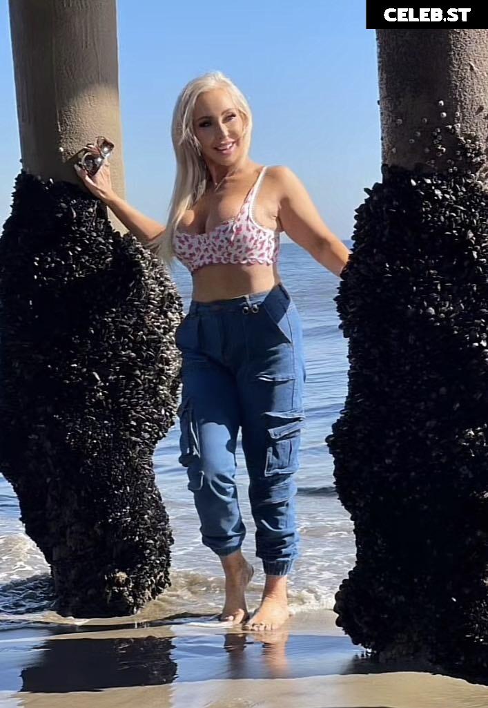 Morgan Taylor Image 2233998