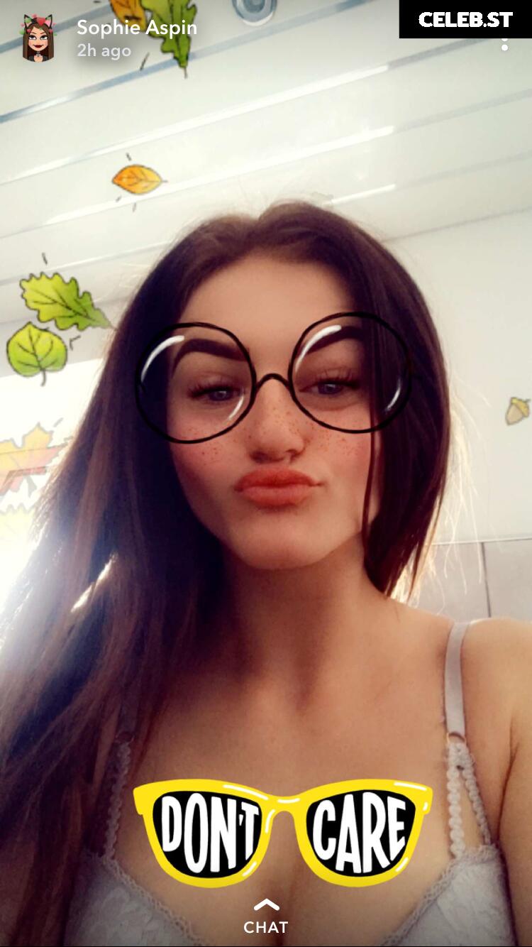 Sophie Aspin Image 222301