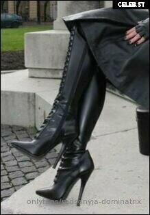 redsonyja-dominatrix Image 22230286