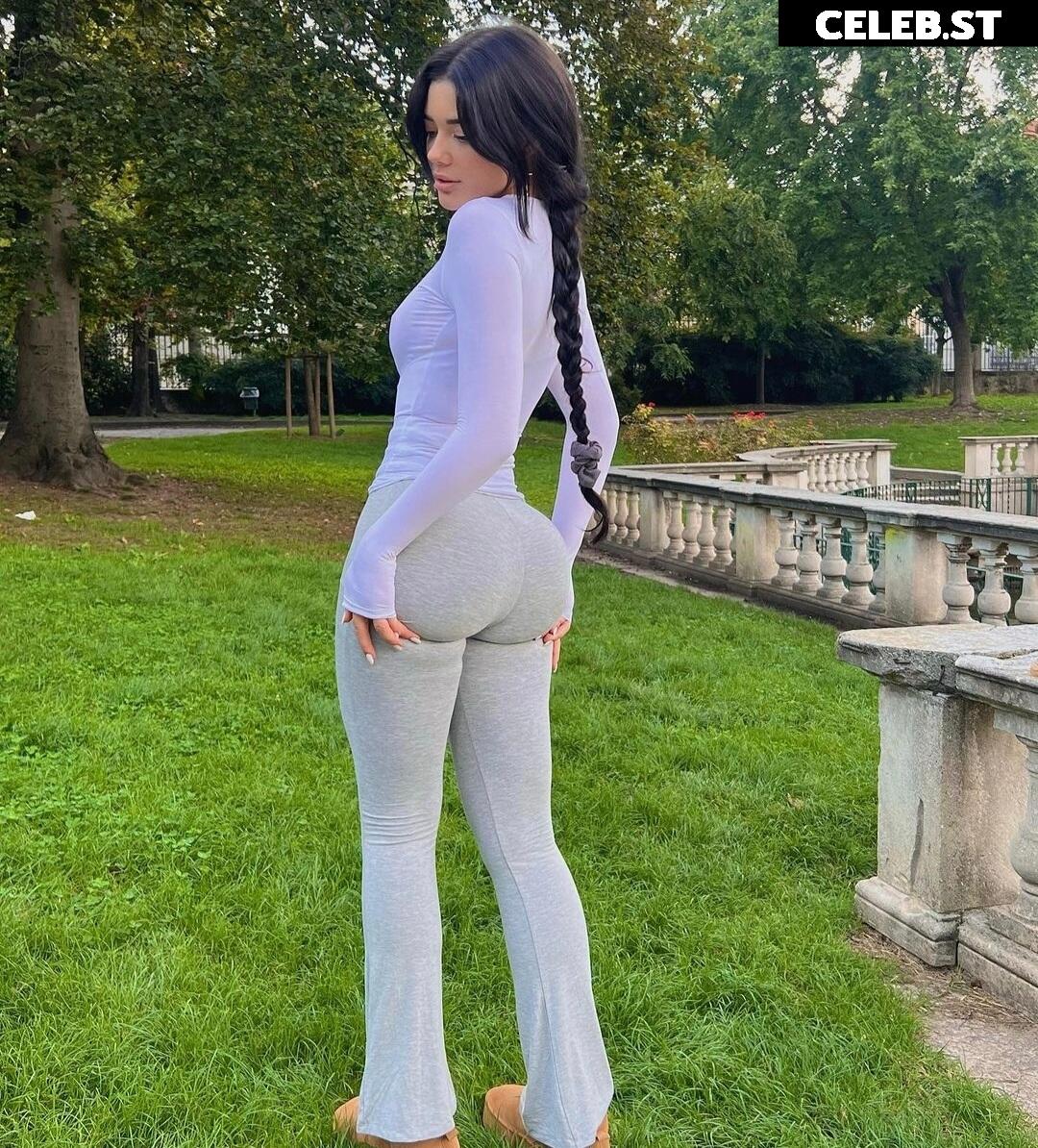 Vanessa.rhd Image 2220113