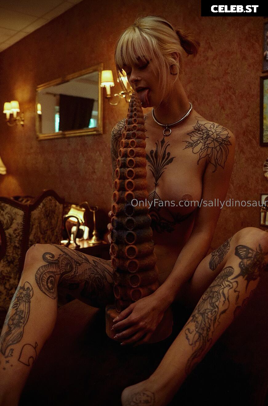 Sallydinosaur Image 2229796