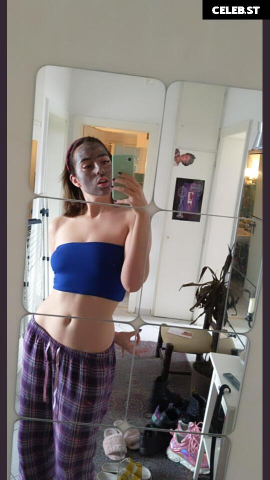 Ivy Piper Image 2215835