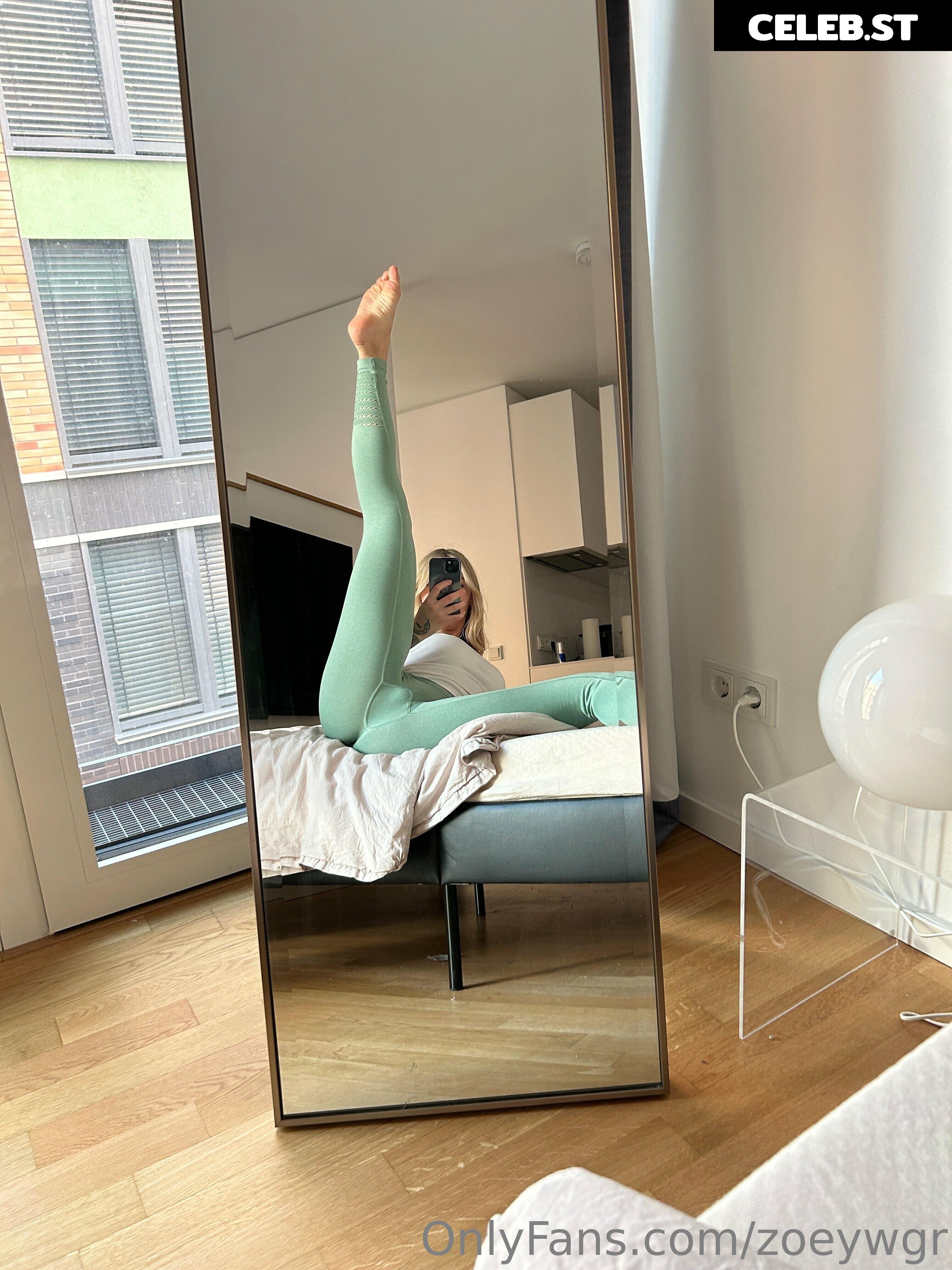 Zoeywgr Image 2201127