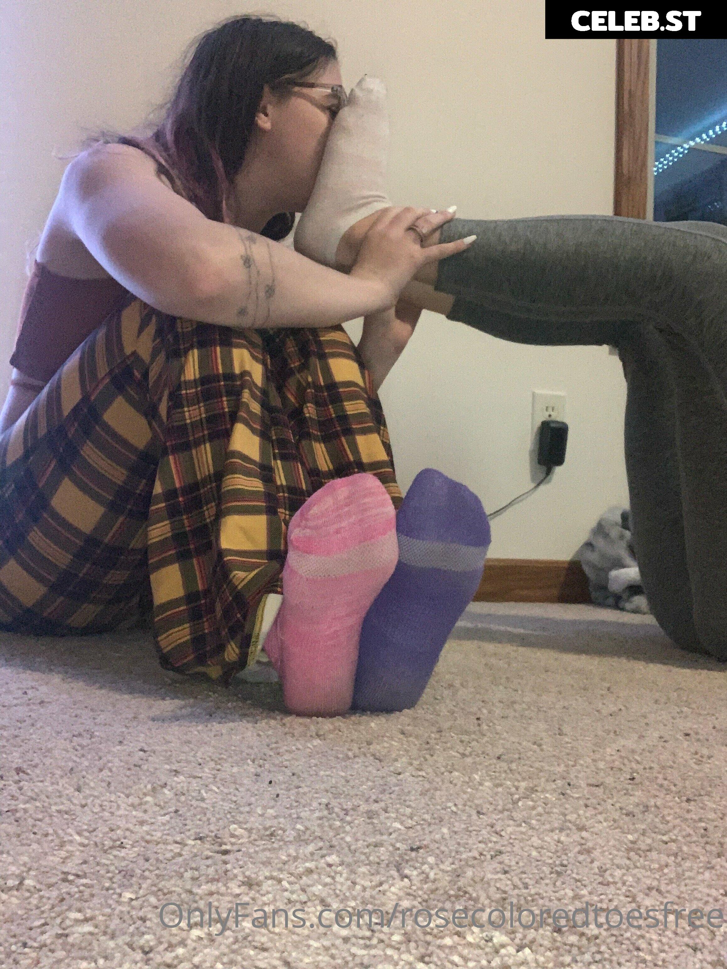 rosecoloredtoesfree Image 22087211
