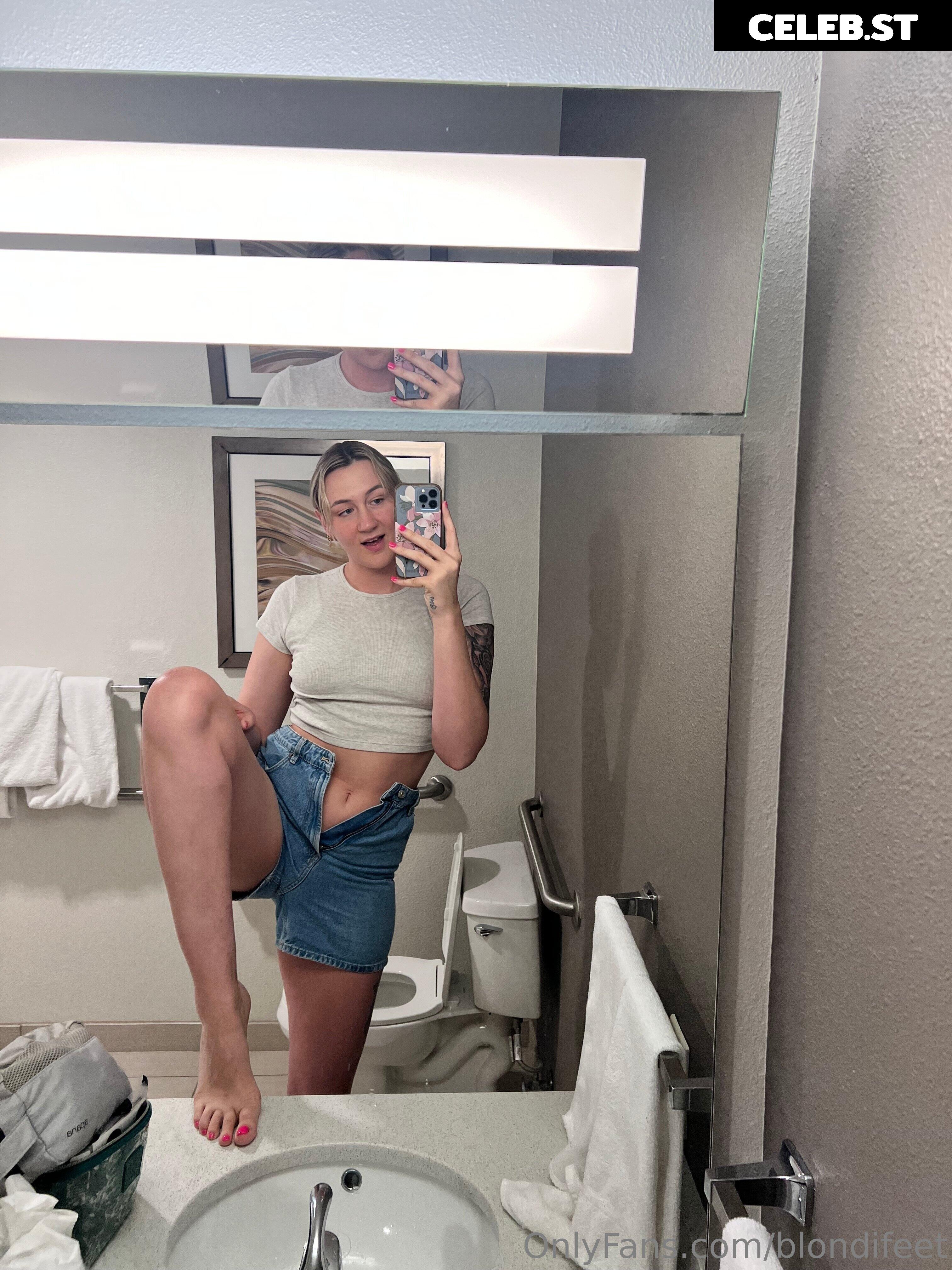 Iwantblondi Image 2395471